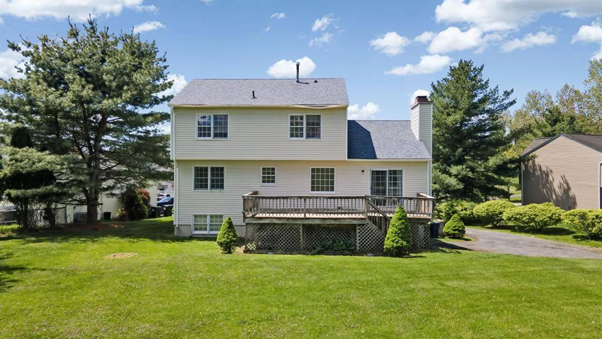 Property at 4 Brook Court, Walden, NY 12586 33