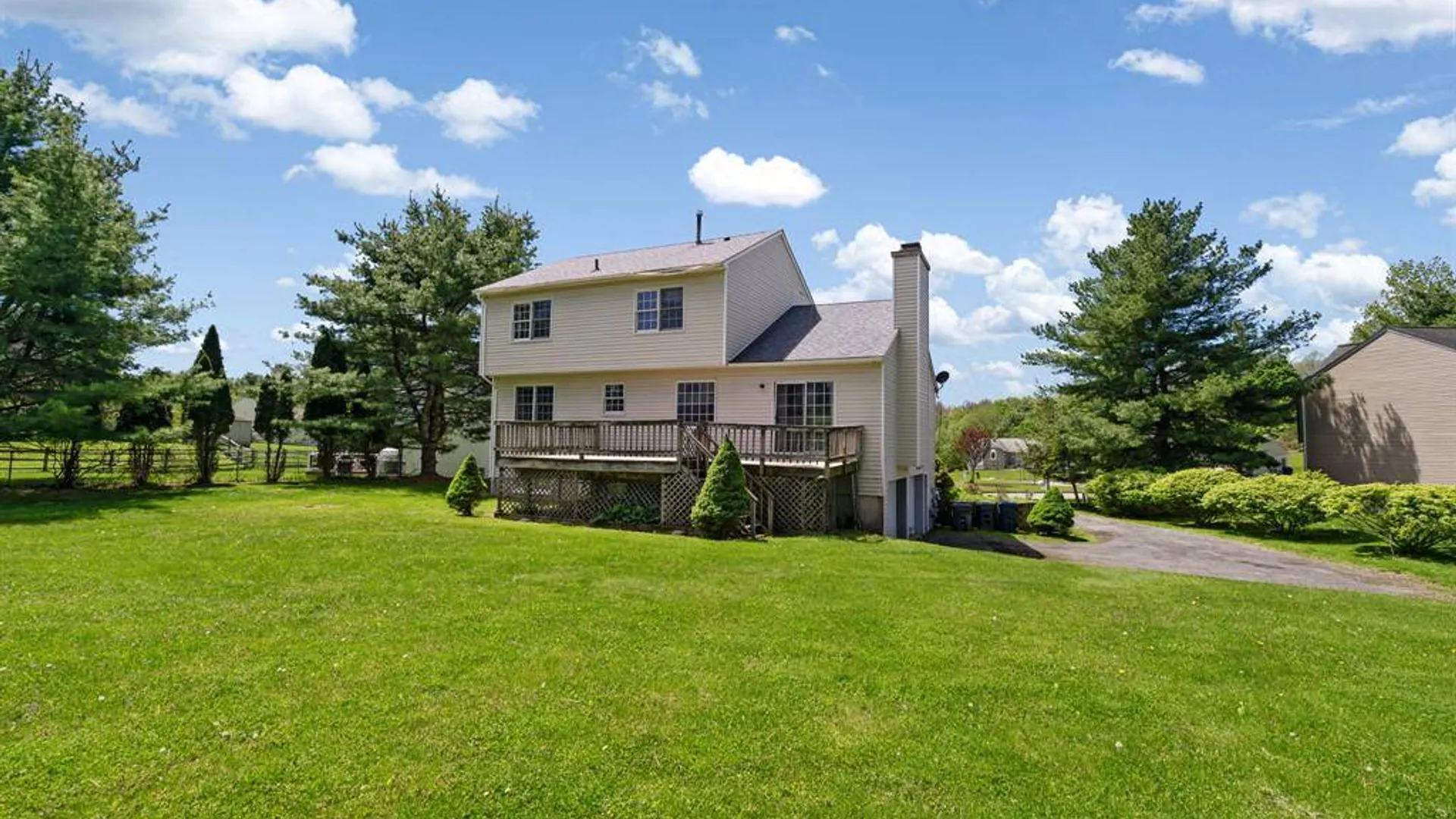 Property at 4 Brook Court, Walden, NY 12586 34