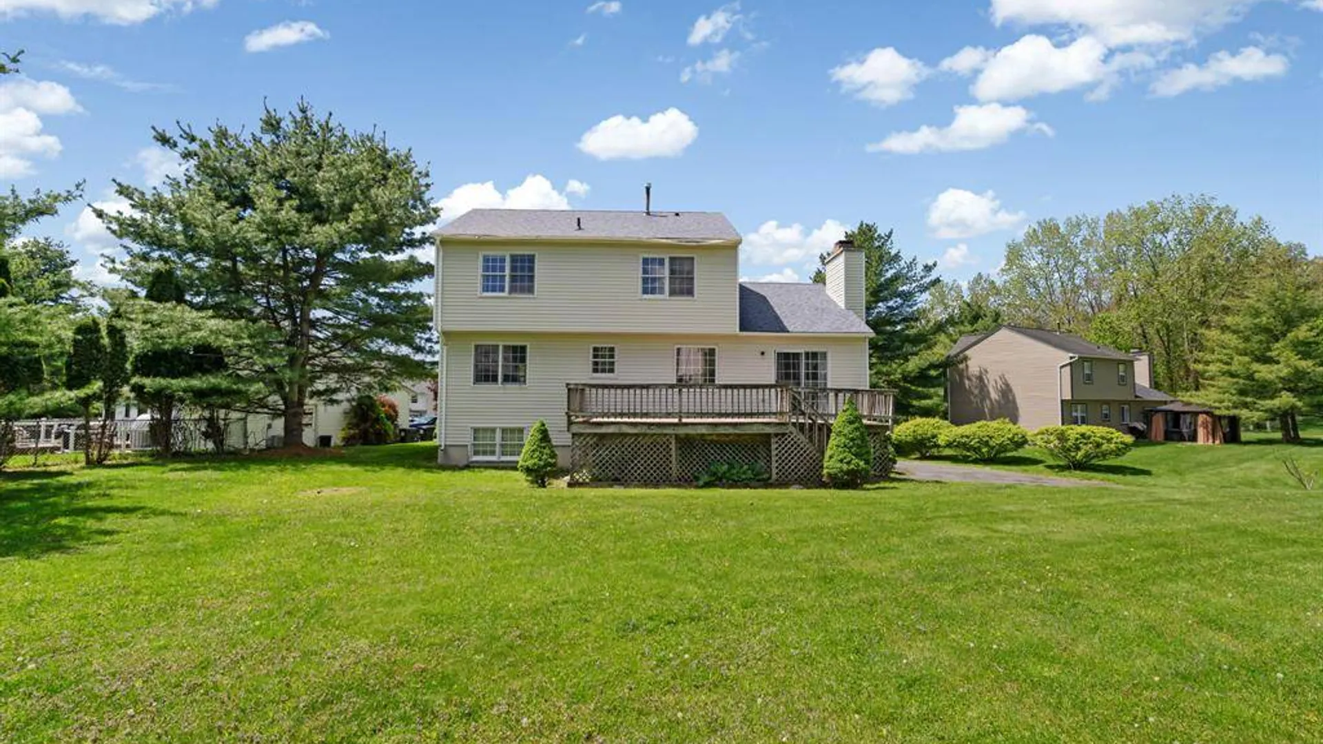 Property at 4 Brook Court, Walden, NY 12586 36