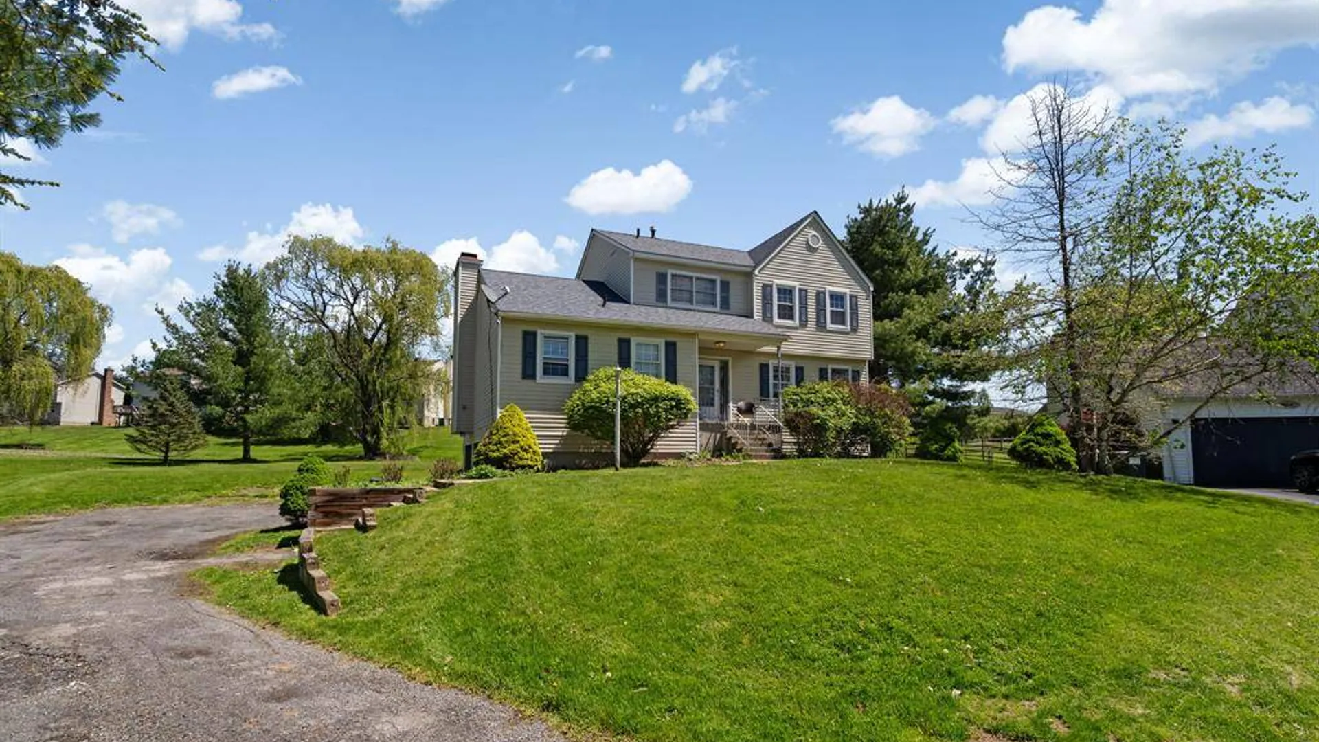 Property at 4 Brook Court, Walden, NY 12586 39