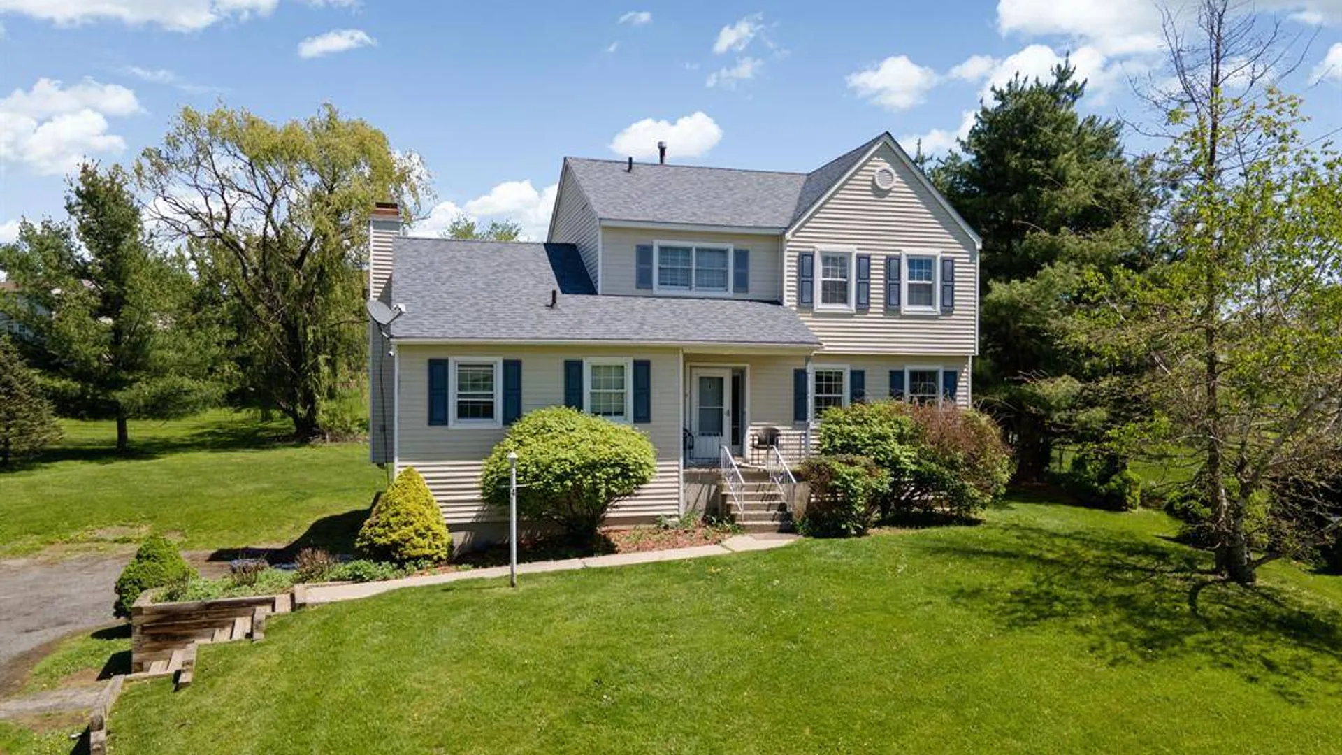 Property at 4 Brook Court, Walden, NY 12586 41