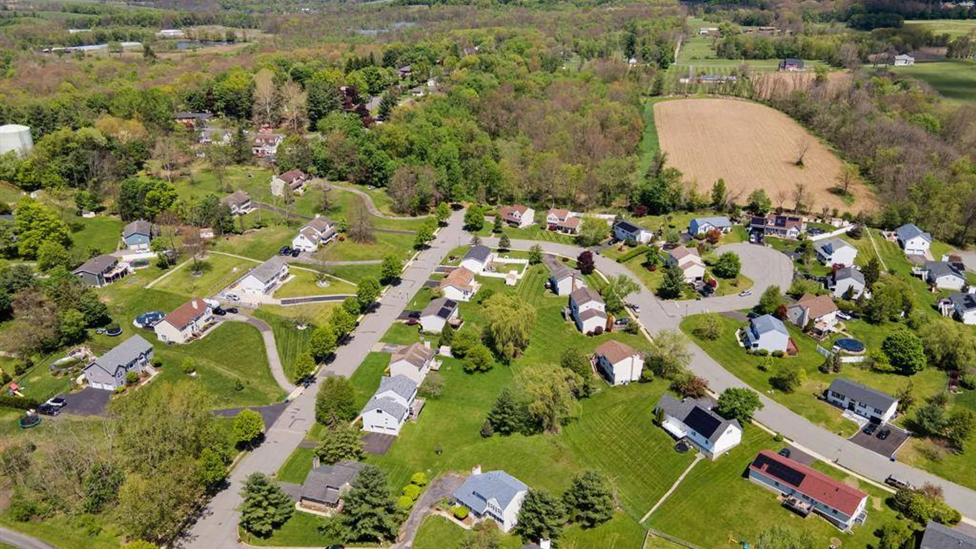 Property at 4 Brook Court, Walden, NY 12586 46