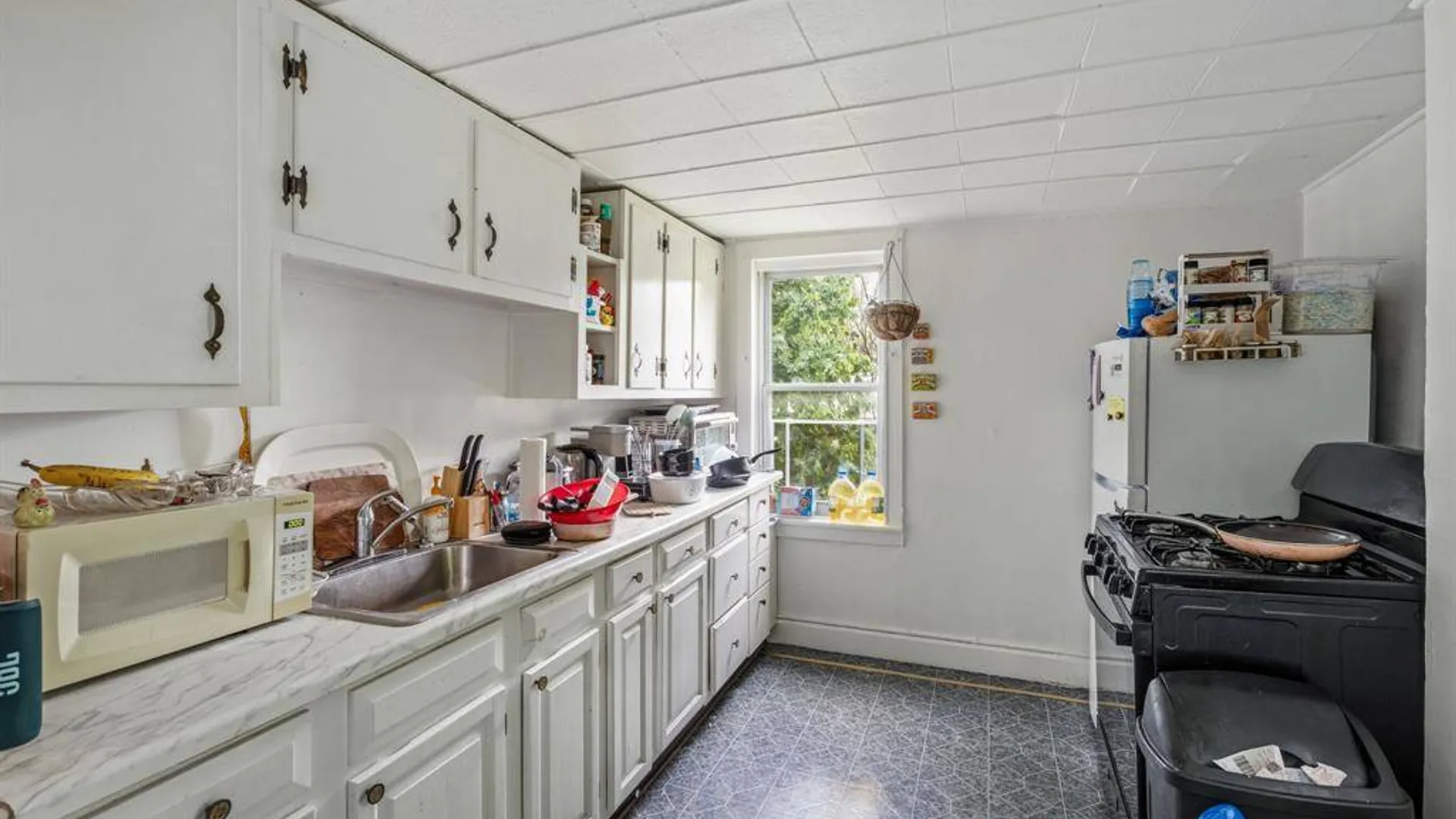 Property at 171 Greenkill Ave, Kingston, NY 12401 13
