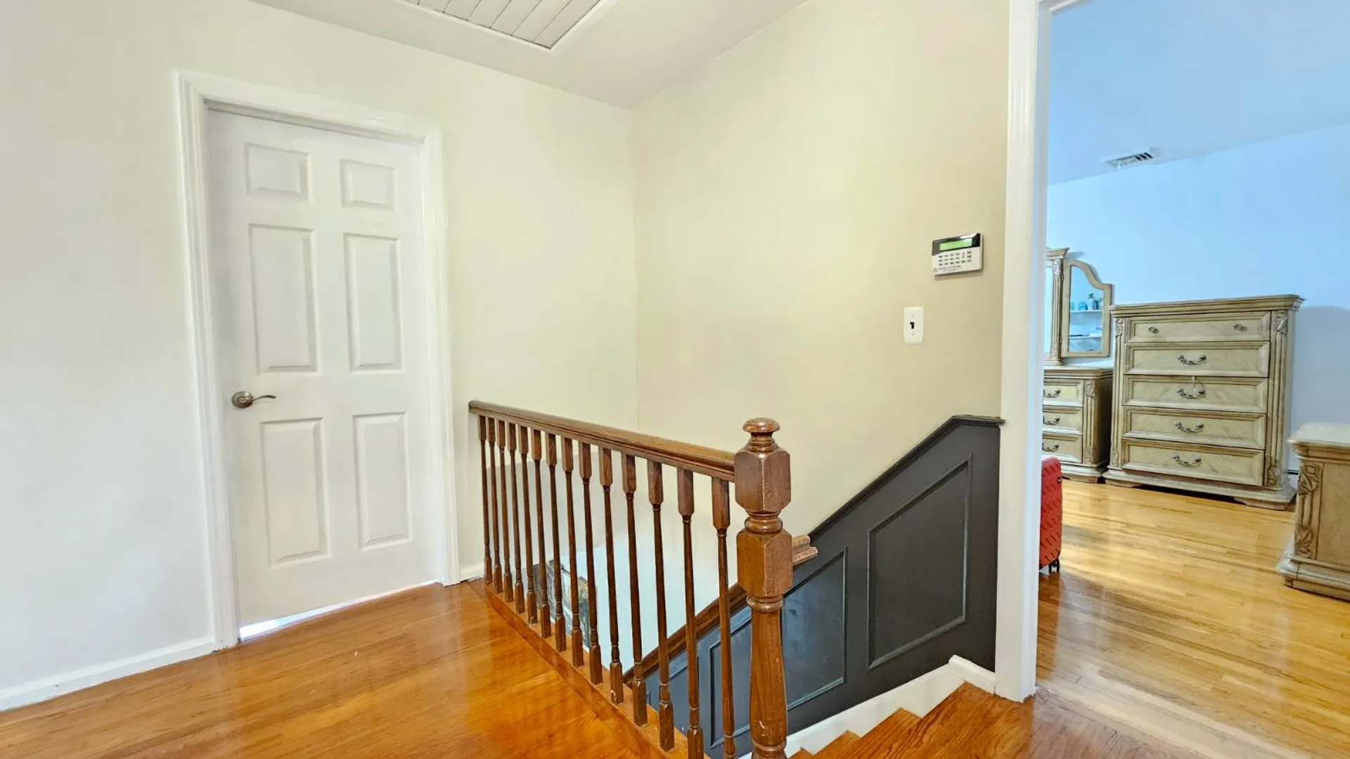Property at 10 beatrice, Syosset, NY 11791 40