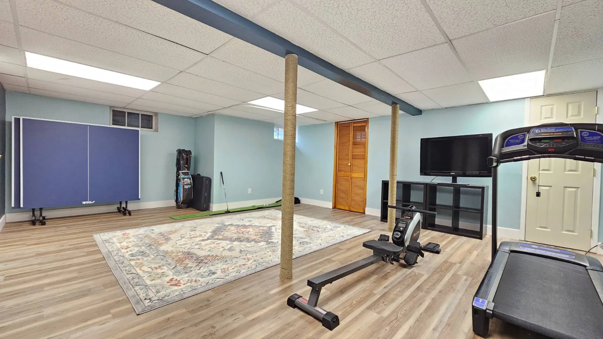 Property at 10 beatrice, Syosset, NY 11791 42