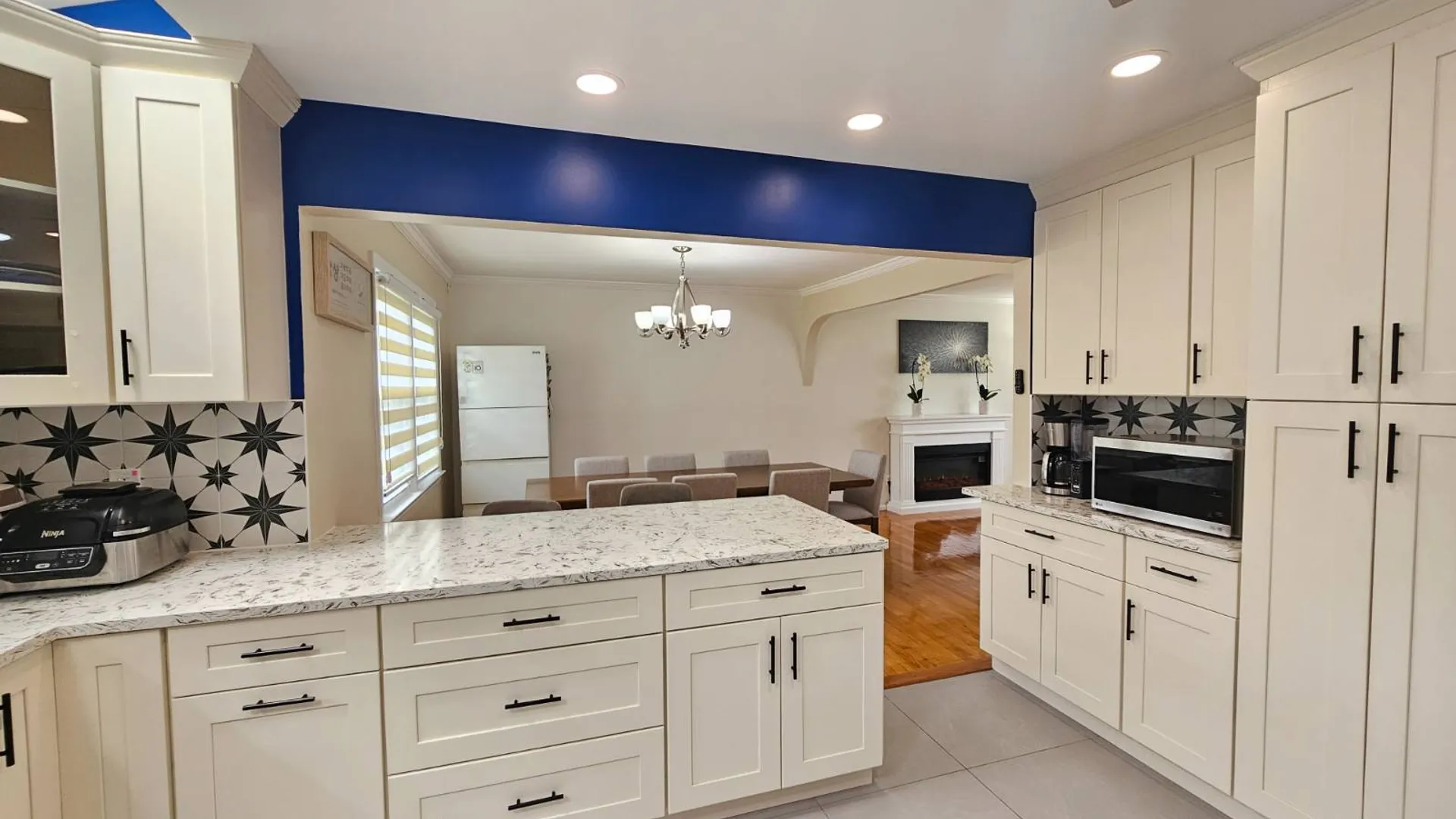 Property at 10 beatrice, Syosset, NY 11791 8