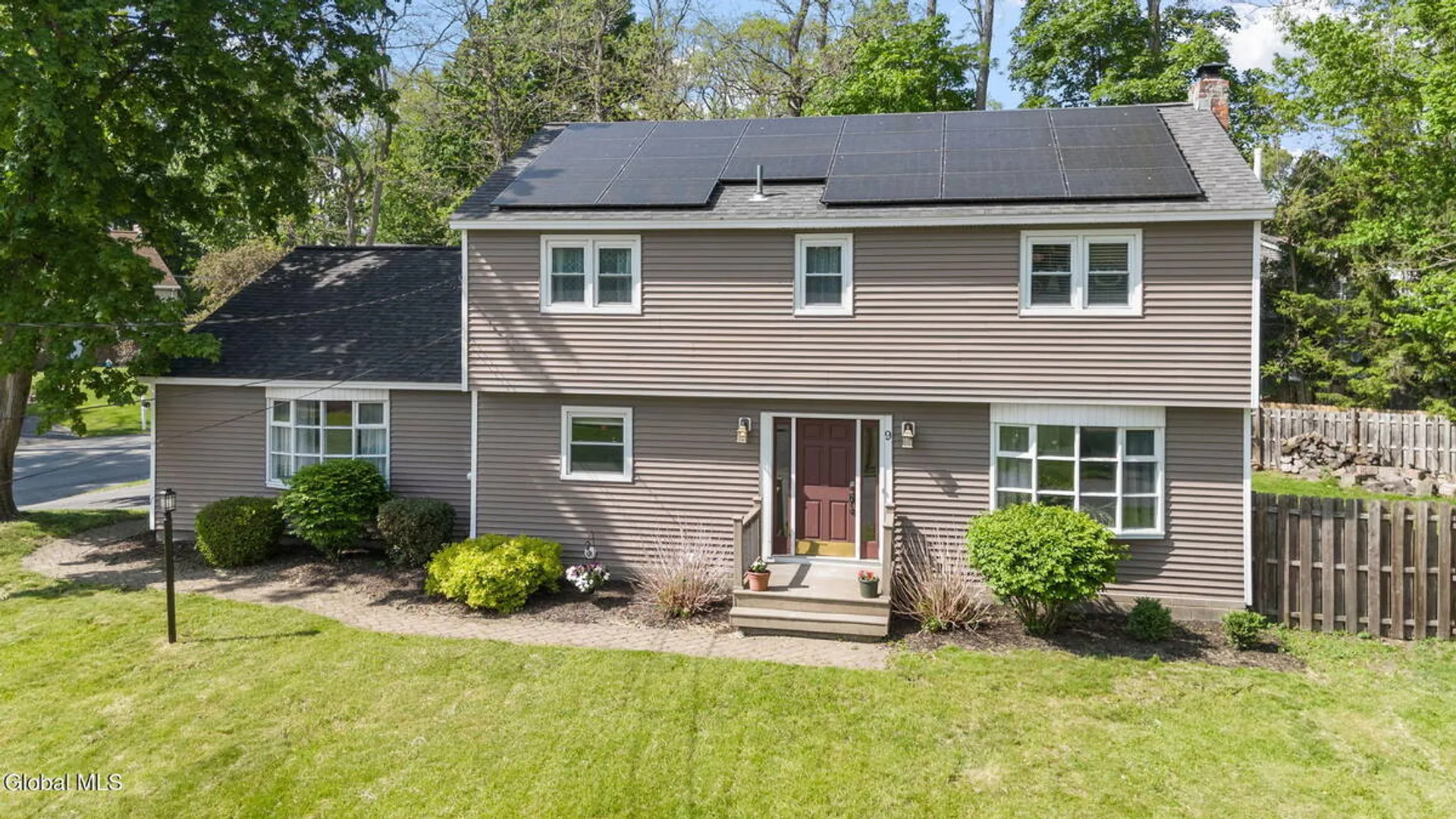 Property at 9 Haviland Drive, Glenville, NY 12302 2