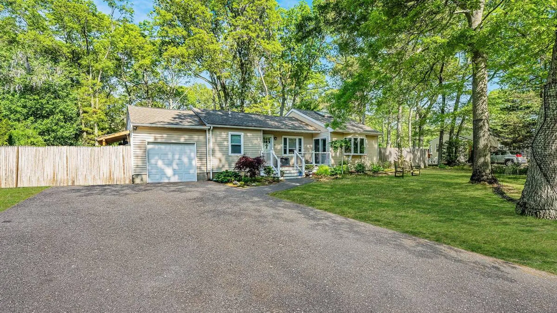 Property at 17 Arnold Drive, Middle Island, NY 11953 3