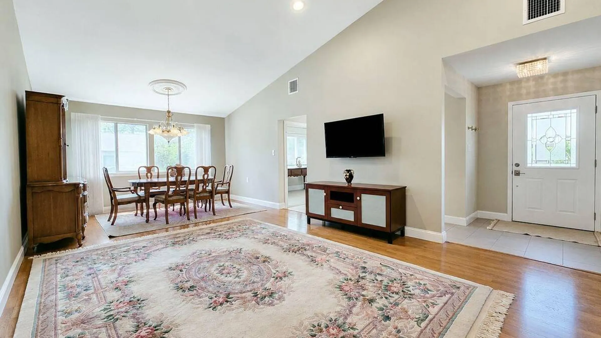 Property at 180 Strathmore Gate Drive, Stony Brook, NY 11790 7
