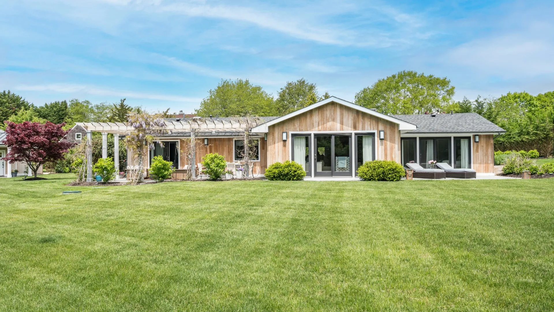 Property at 3 Conrad Rd, Shelter Island, NY 11964 2