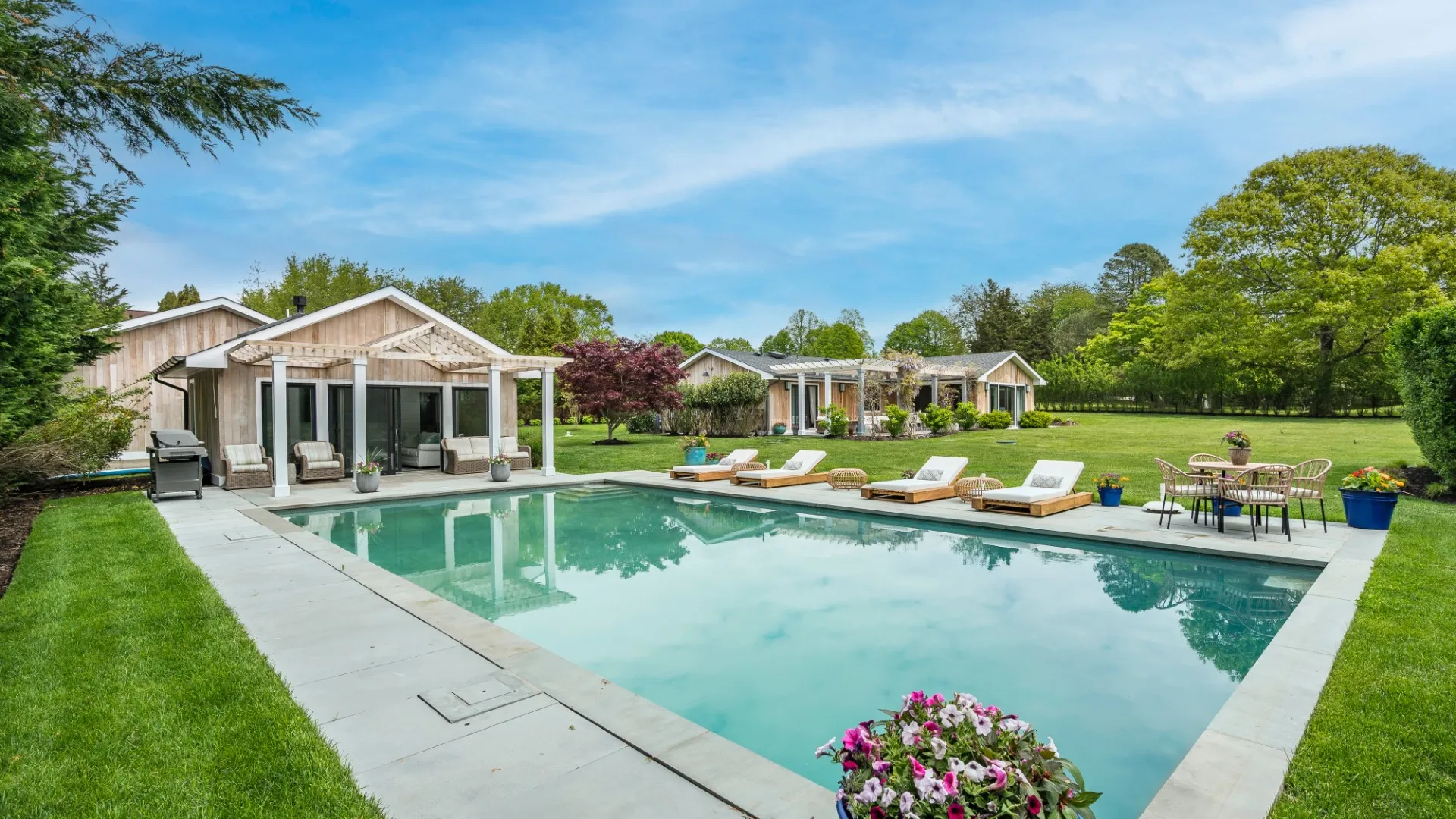 Property at 3 Conrad Rd, Shelter Island, NY 11964 3