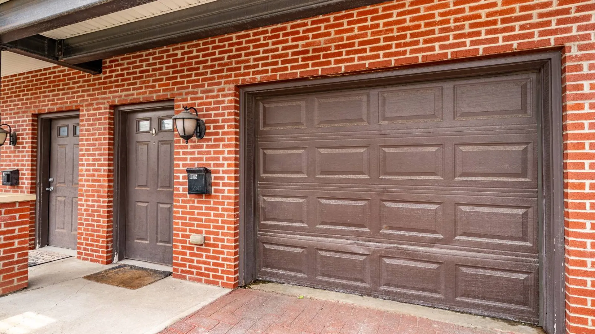Property at 1001-1015 Barrett St, Schenectady, NY 12305 4