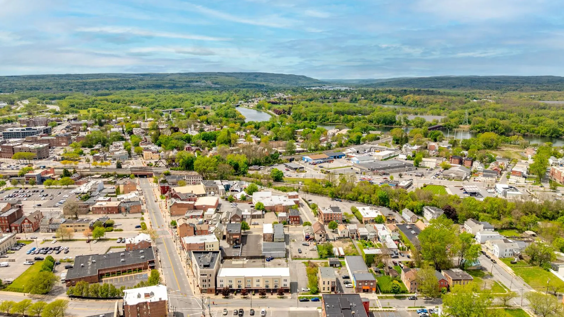 Property at 1001-1015 Barrett St, Schenectady, NY 12305 9