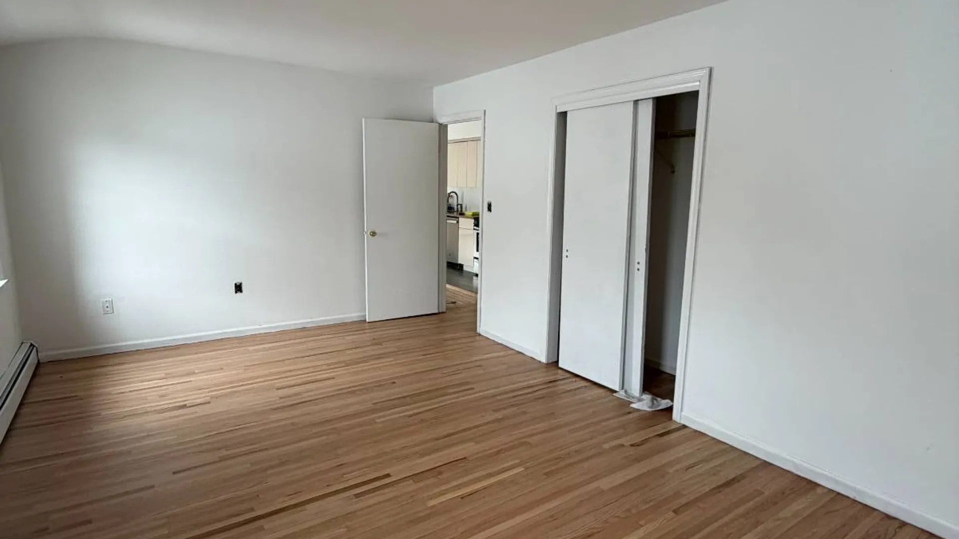 Property at 355 AVE Darlington, Staten Island, NY 10312 6