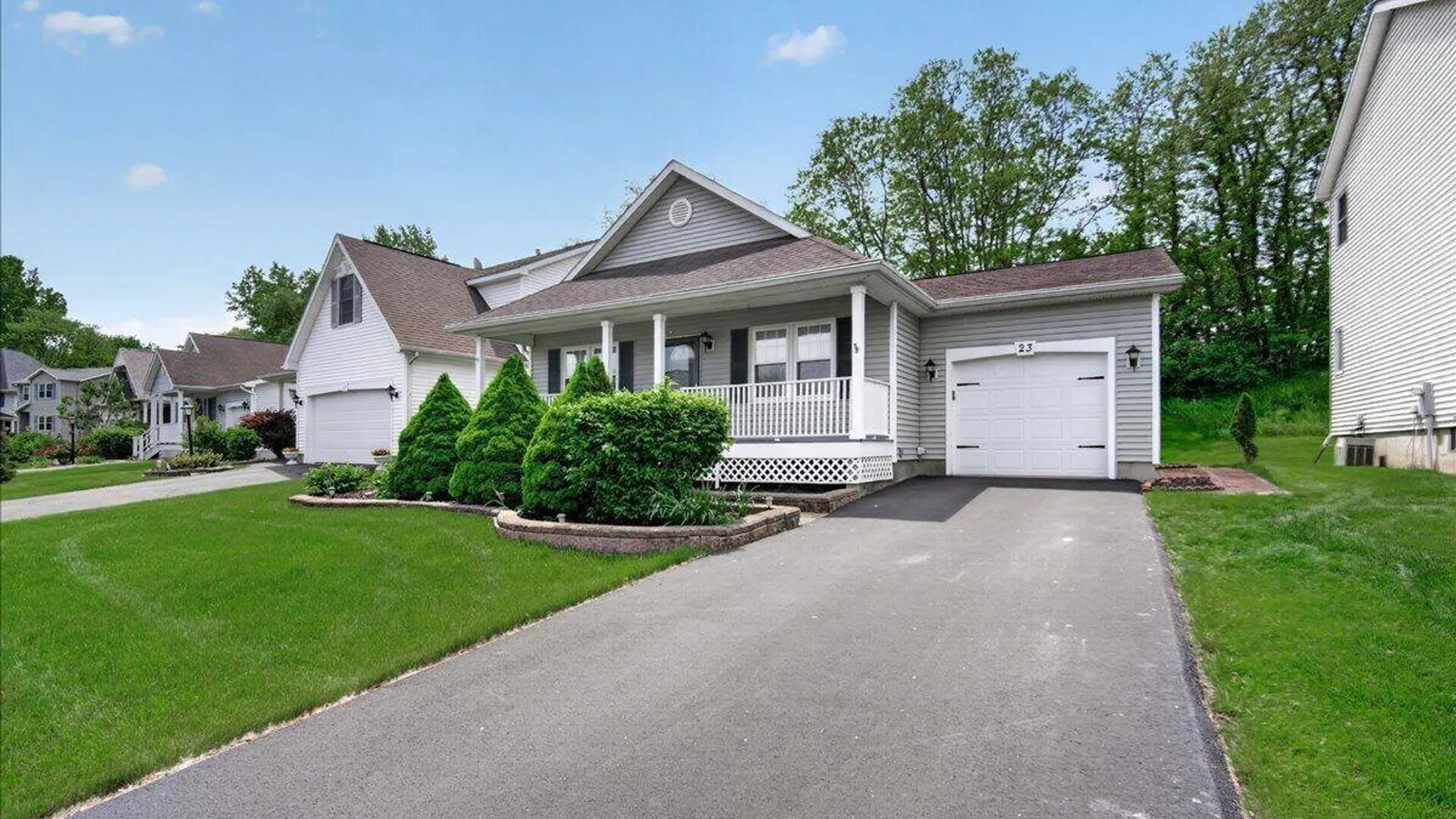Property at 23 Victoria Way, Albany, NY 12209 23
