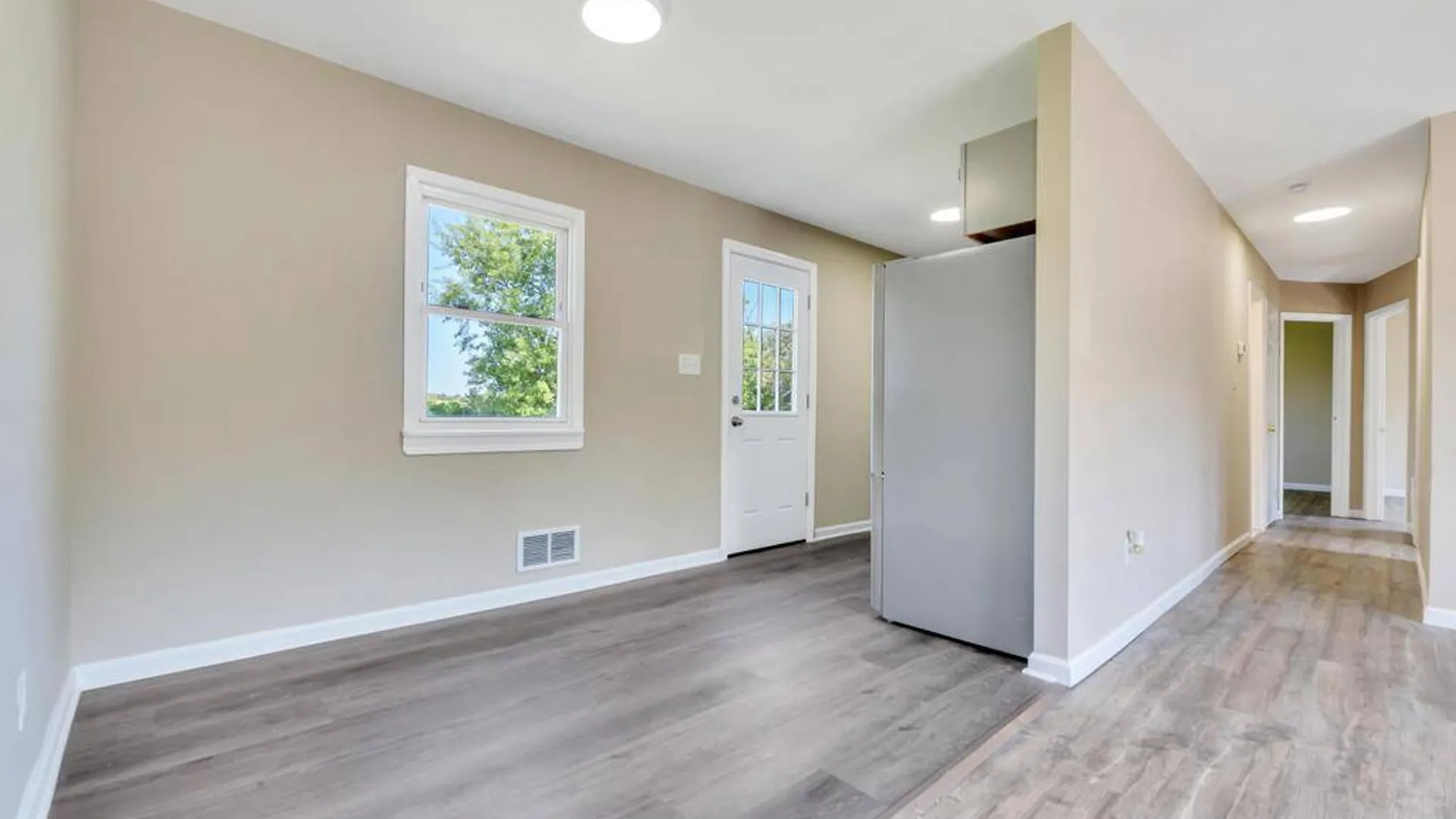 Property at 941 Provost Avenue, Bellport, NY 11713 13