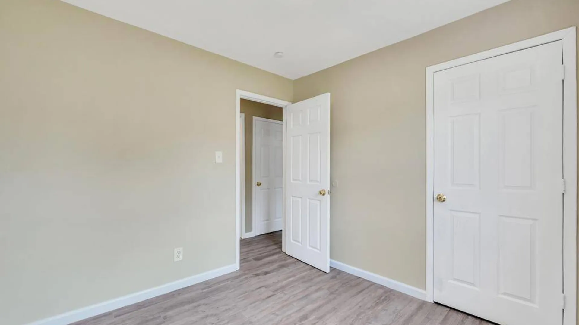 Property at 941 Provost Avenue, Bellport, NY 11713 20