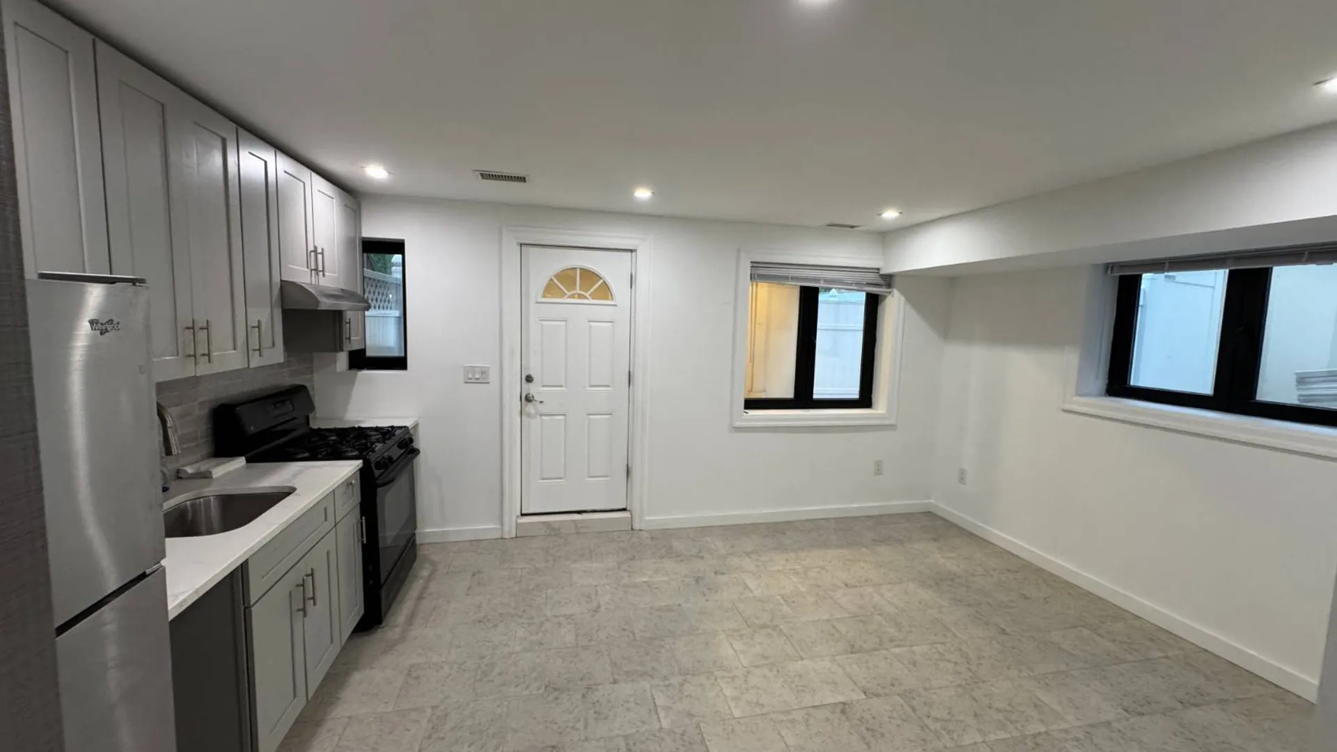 Property at 1363 Kearney Ave, Bronx, NY 10465 2