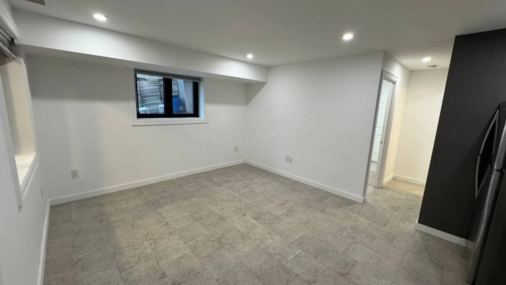 Property at 1363 Kearney Ave, Bronx, NY 10465 3