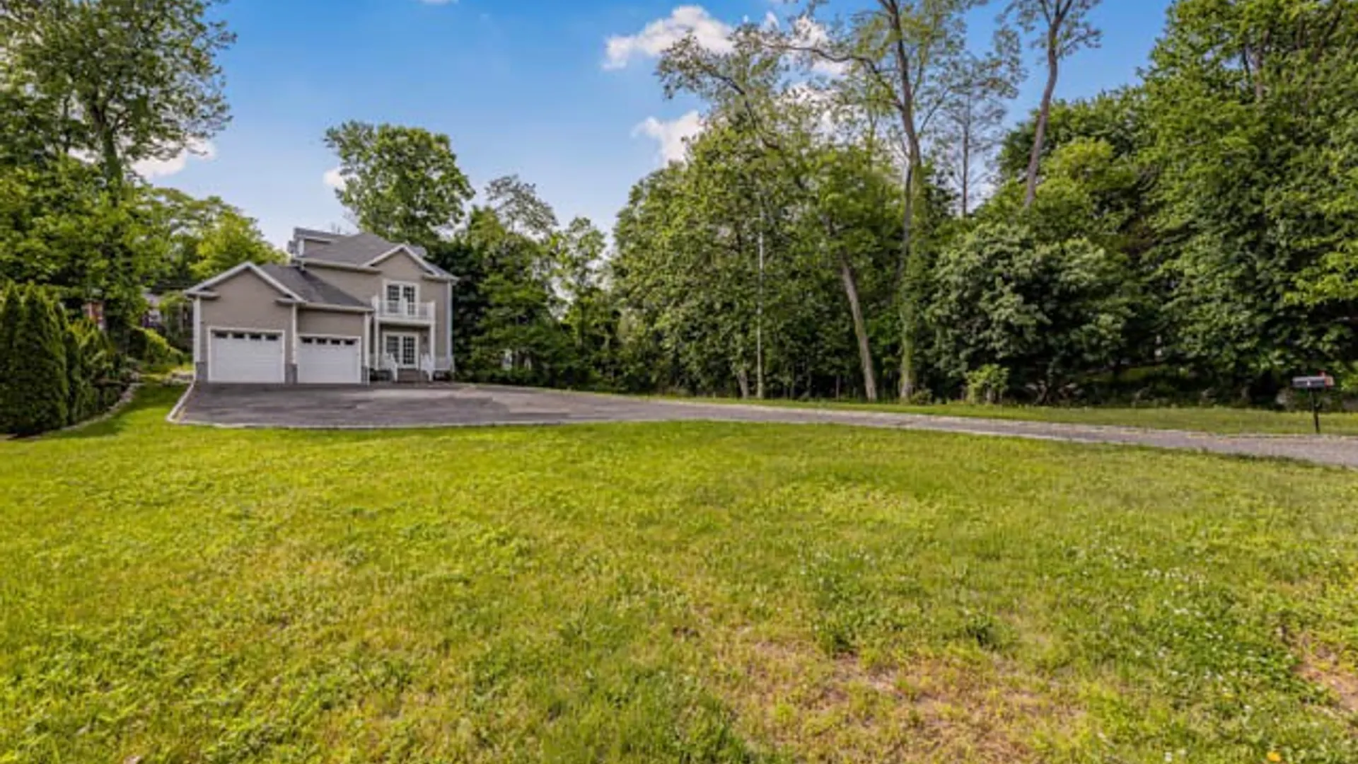 Property at 1 Kewanee Road, New Rochelle, NY 10804 32