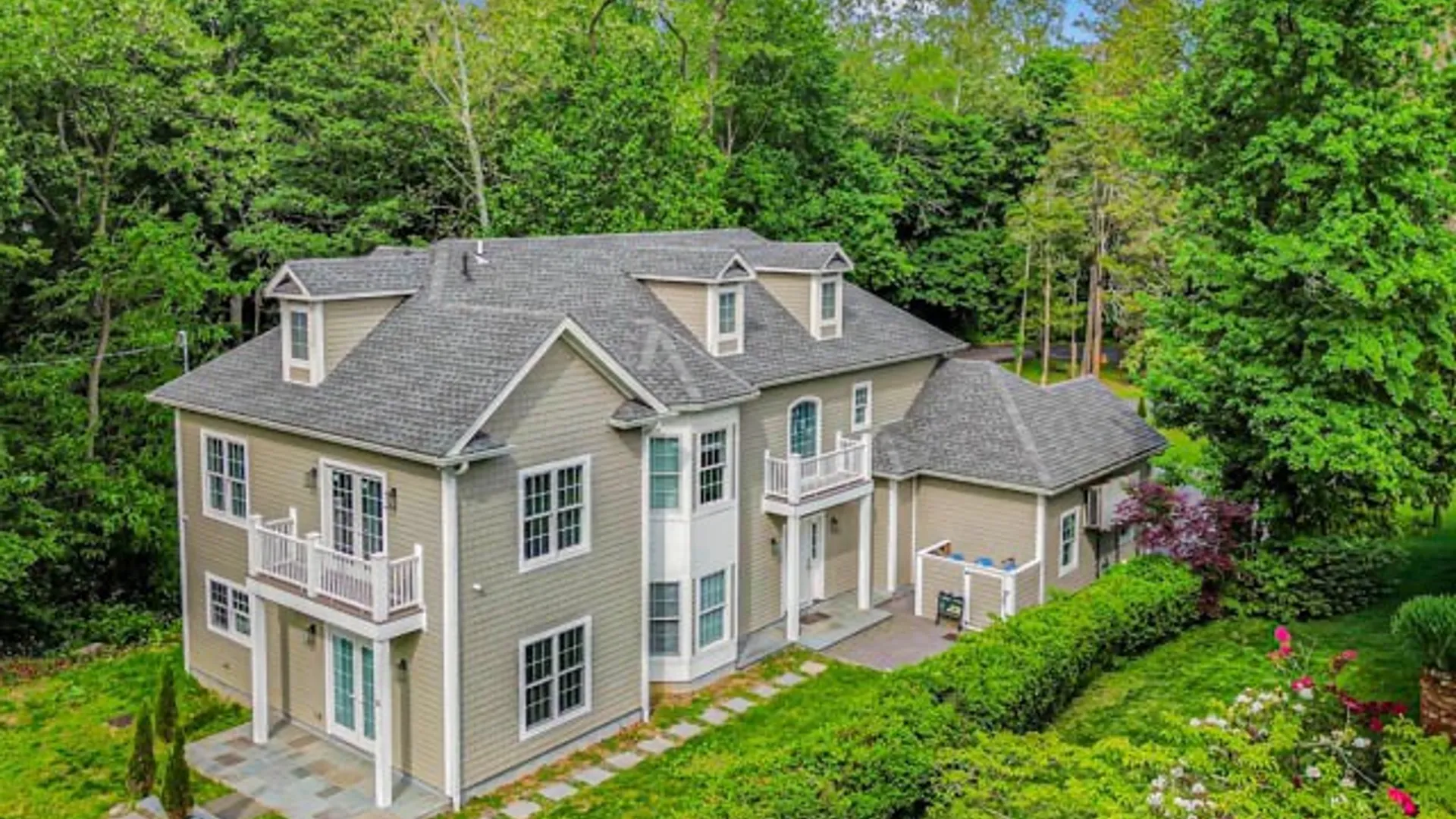 Property at 1 Kewanee Road, New Rochelle, NY 10804 35