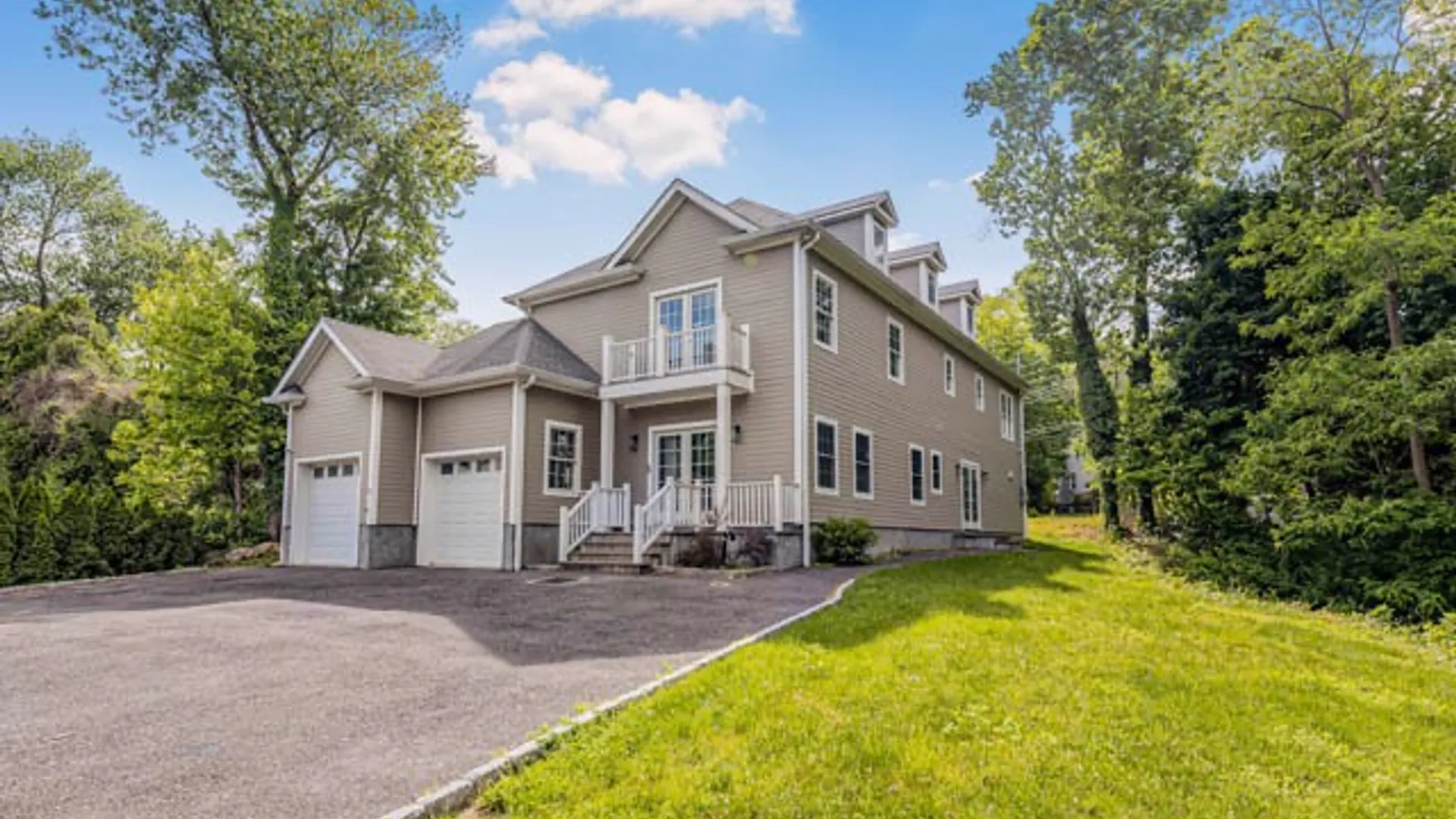 Property at 1 Kewanee Road, New Rochelle, NY 10804 38