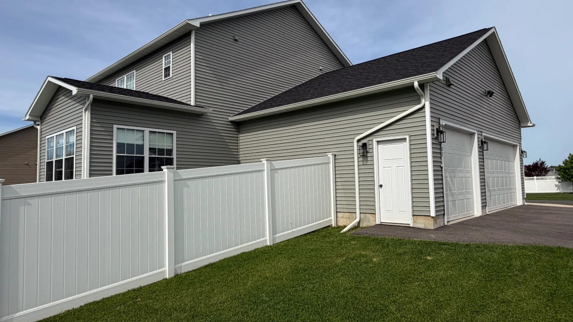 Property at 8401 MEADOWLAND VIEW TRAIL, CICERO, NY 13039 8