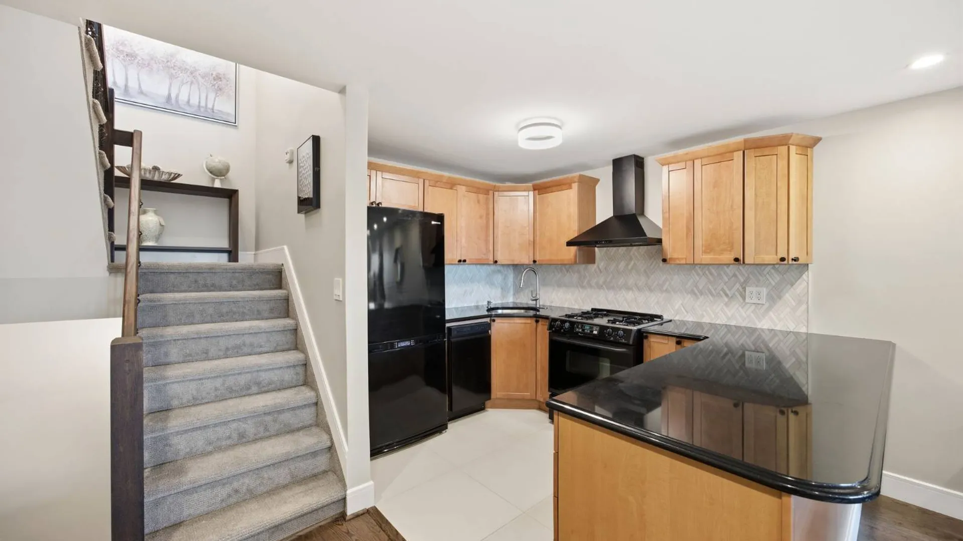 Property at 84-62 Austin Street, Kew Gardens, NY 11415 8