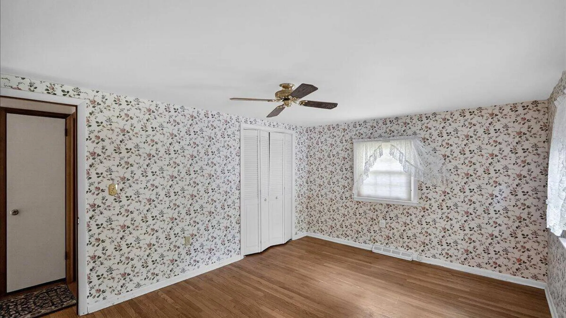 Property at 5 Peck Lane, Clifton Park, NY 12065 19