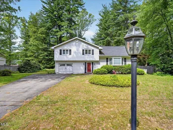 Property at 5 Peck Lane, Clifton Park, NY 12065
