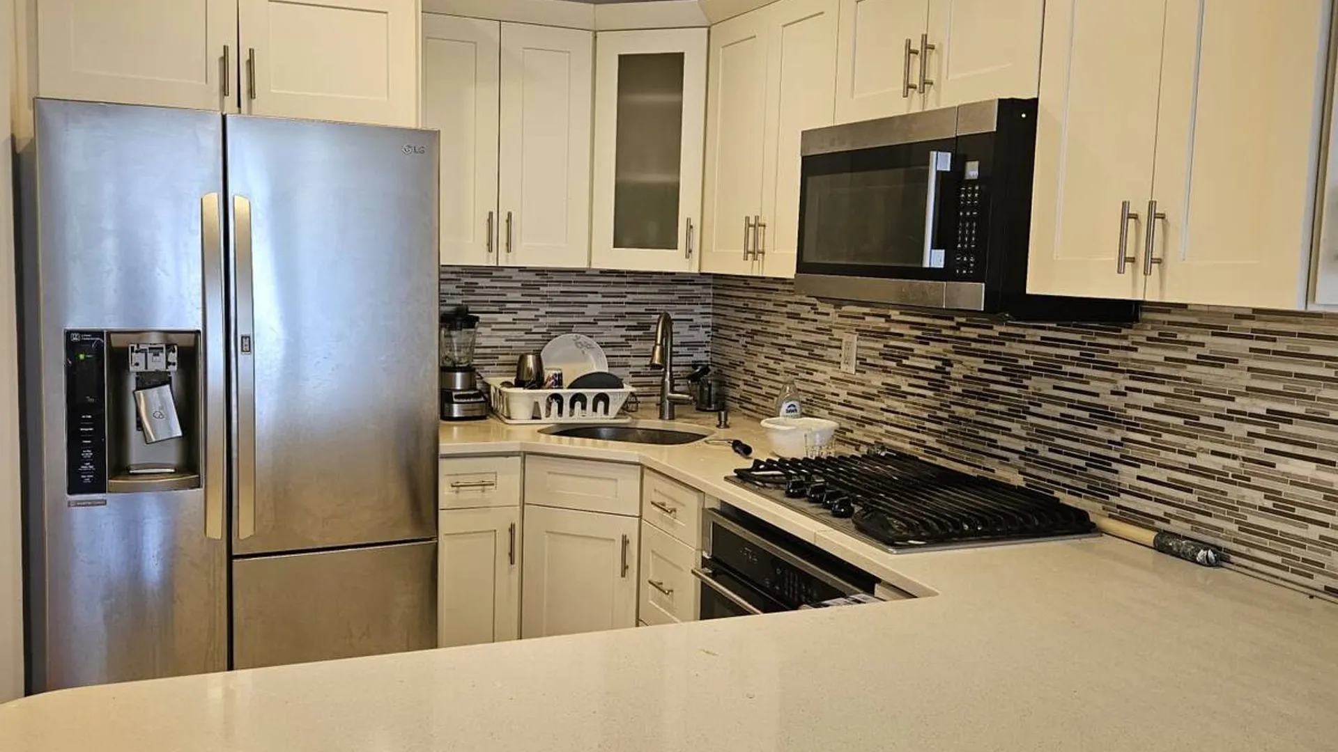 Property at 205 Beach 28th, Far Rockaway, NY 11691 3