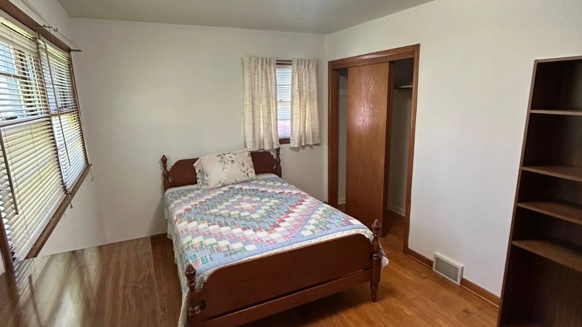 Property at 13 Chopin Parkway, Amsterdam, NY 12010 10