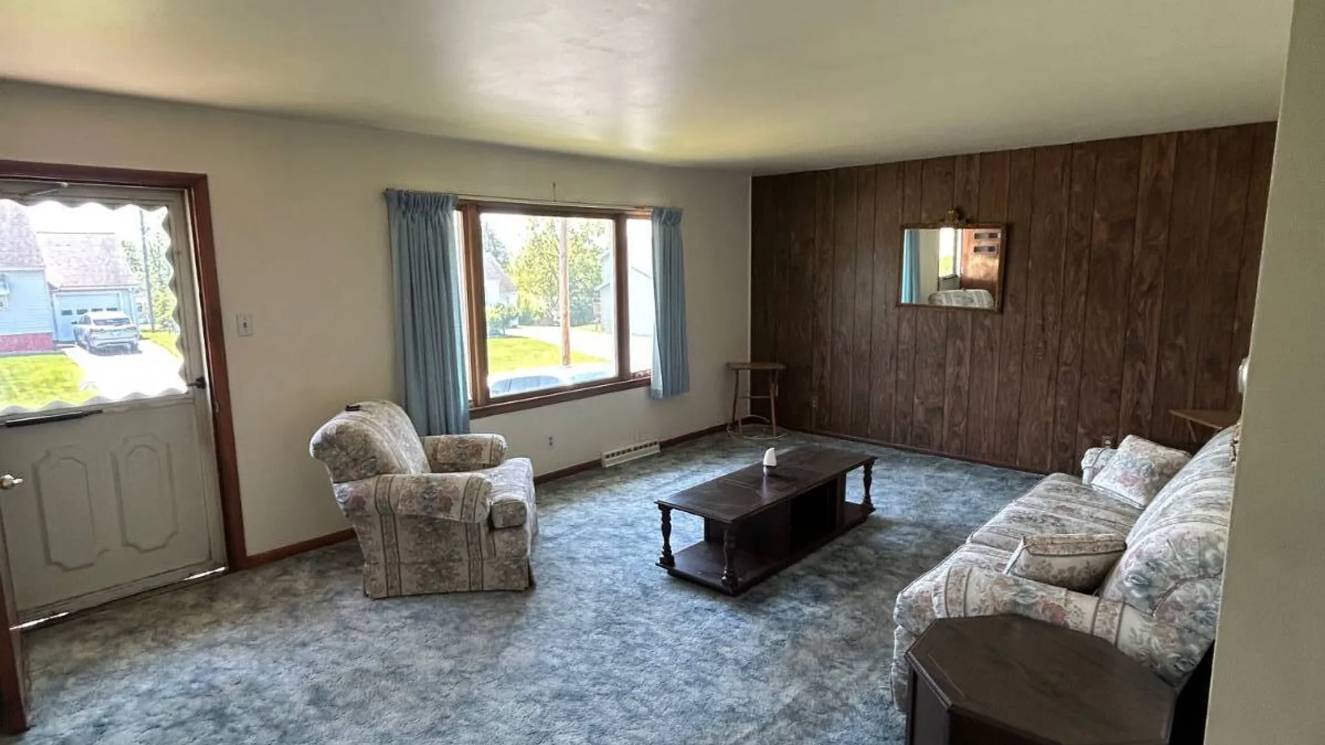 Property at 13 Chopin Parkway, Amsterdam, NY 12010 7