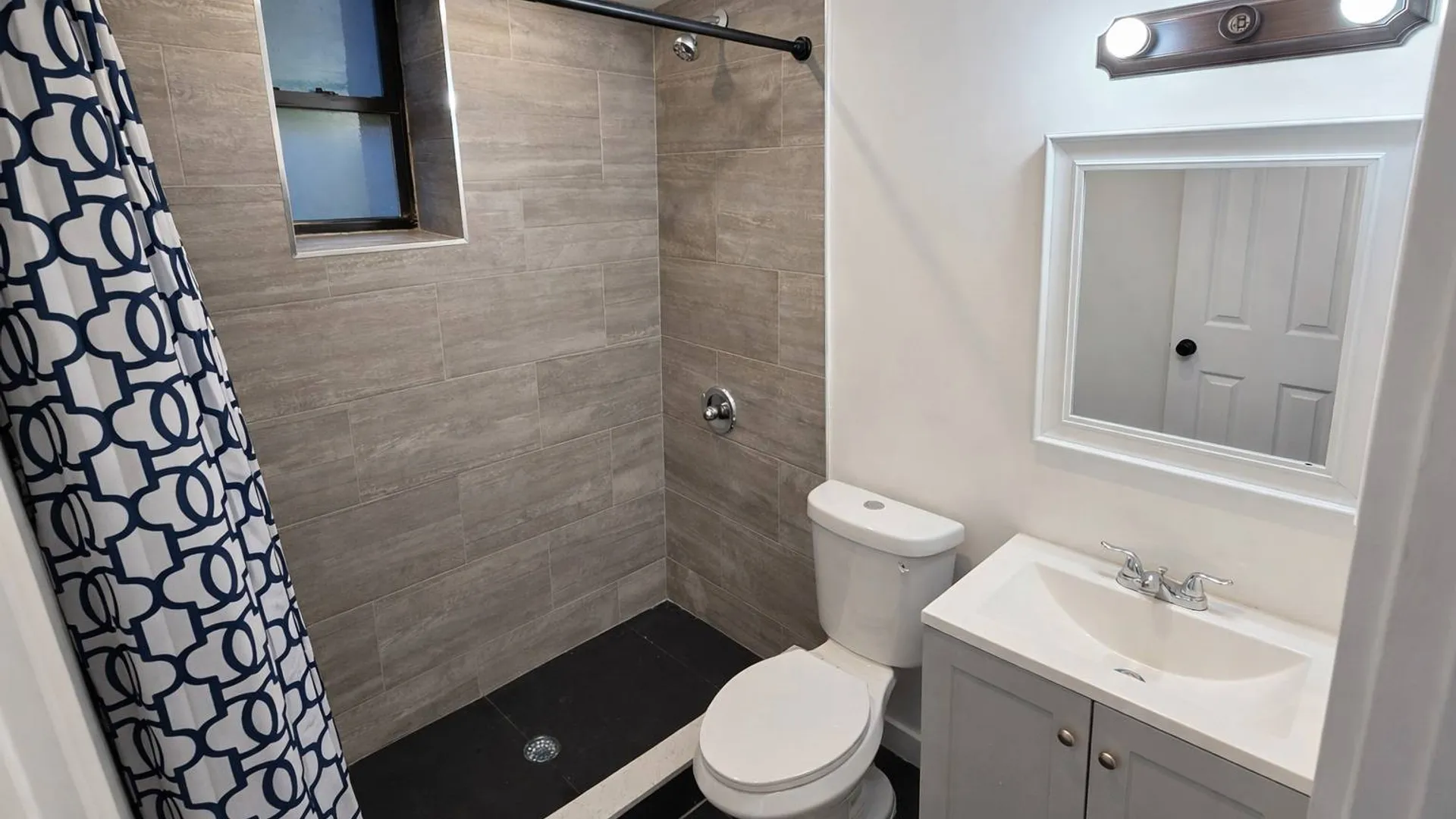 Property at 32 Radde Pl, Brooklyn, NY 11233 8