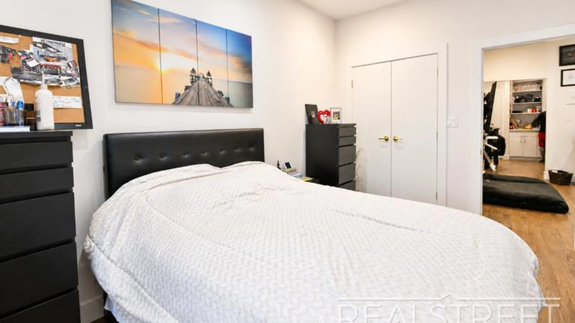 Property at 863 Knickerbocker Ave, BROOKLYN, NY 11207 5