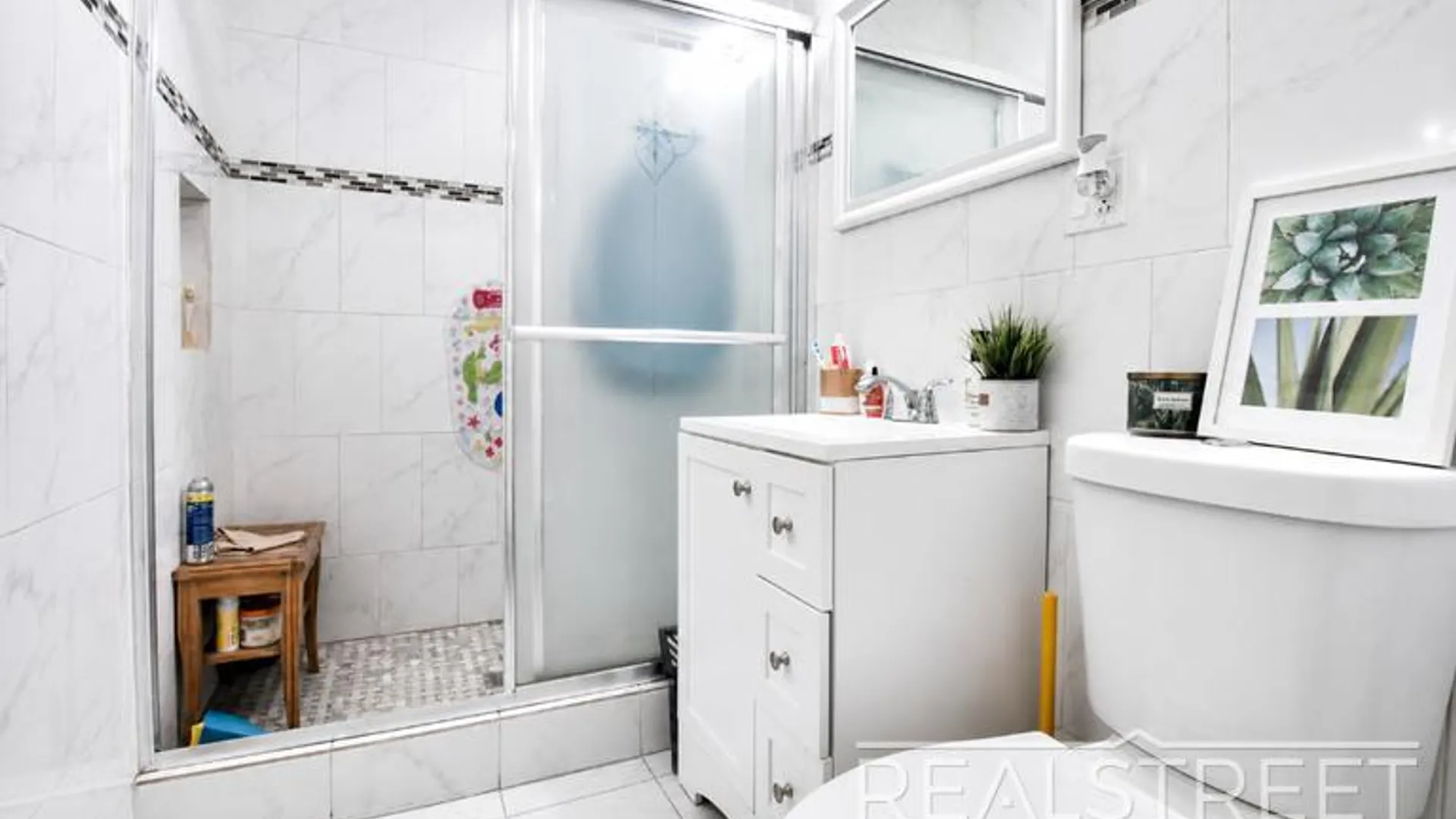 Property at 863 Knickerbocker Ave, BROOKLYN, NY 11207 8