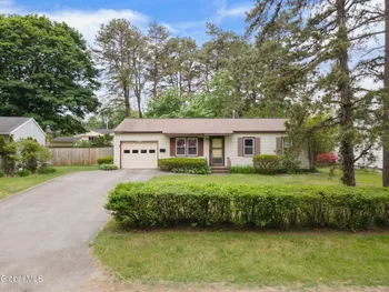 2736 Maida Lane, Rotterdam, NY 12306