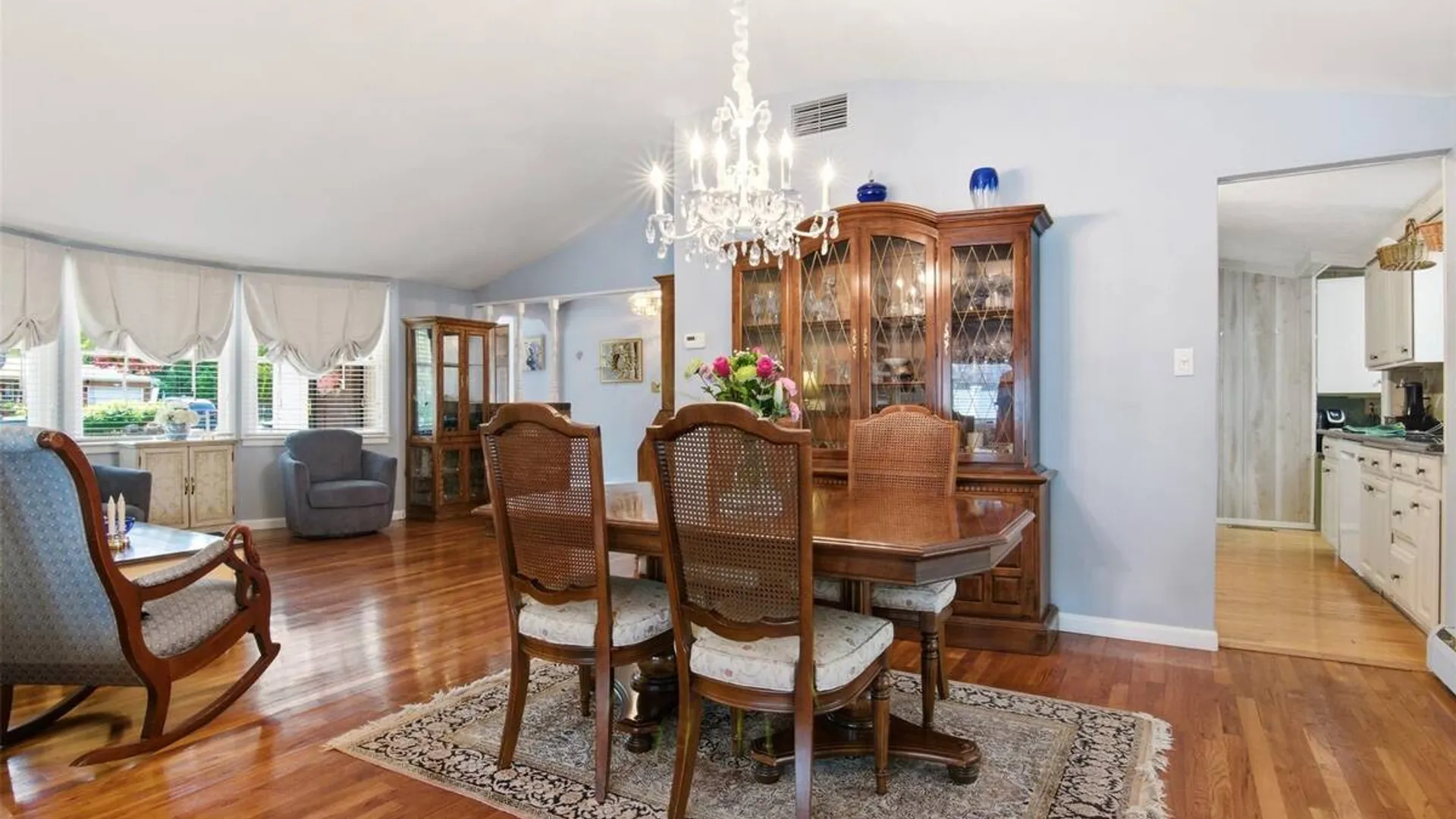 Property at 33 Fraternity Lane, Stony Brook, NY 11790 12