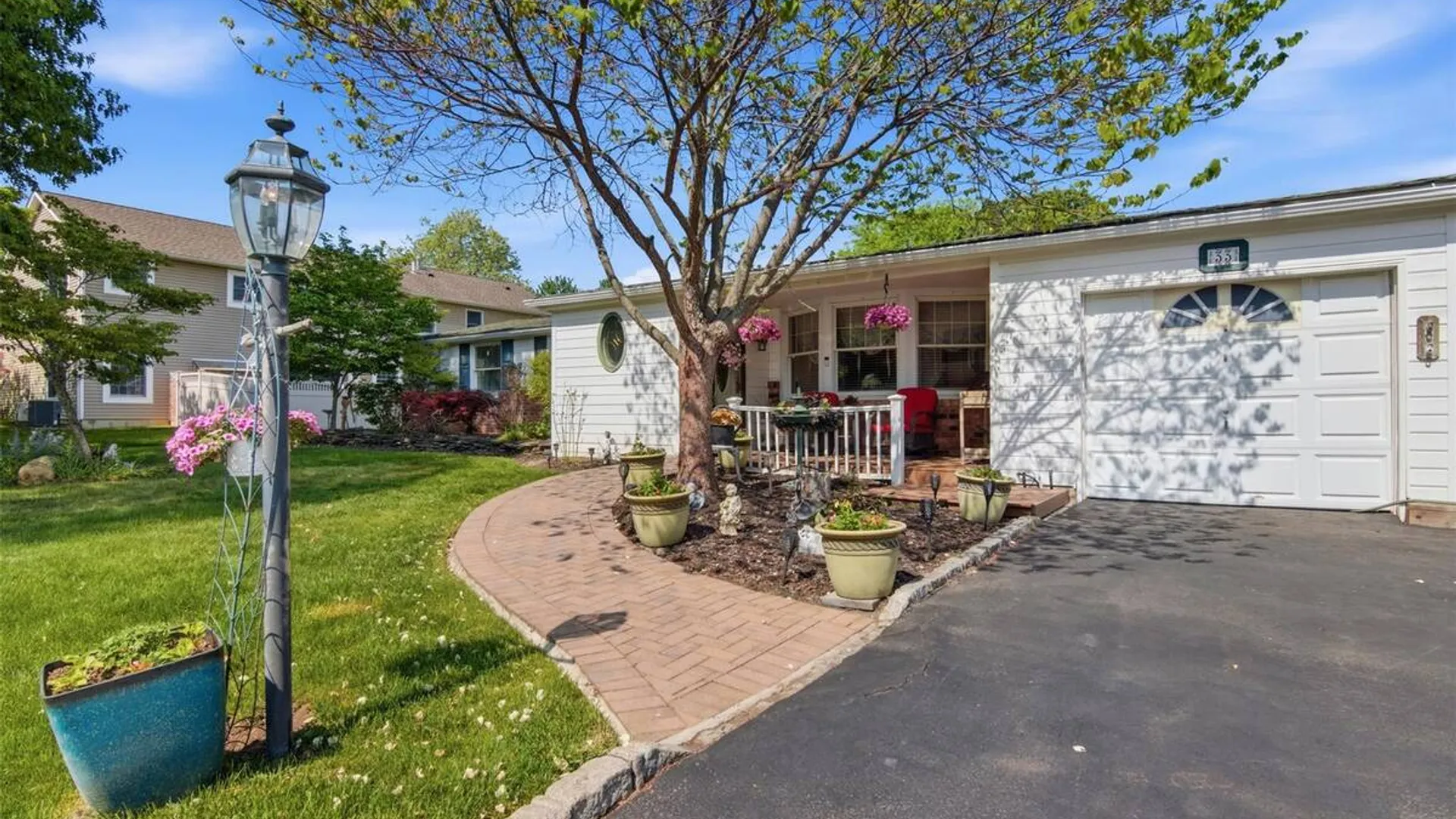 Property at 33 Fraternity Lane, Stony Brook, NY 11790 3