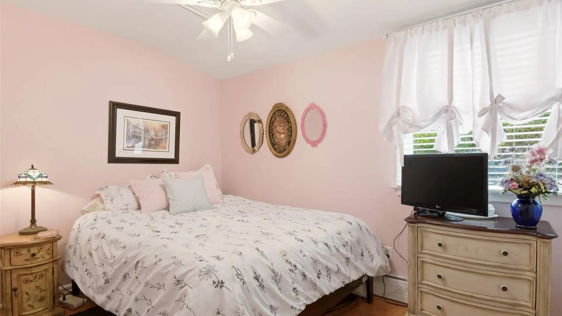 Property at 33 Fraternity Lane, Stony Brook, NY 11790 22