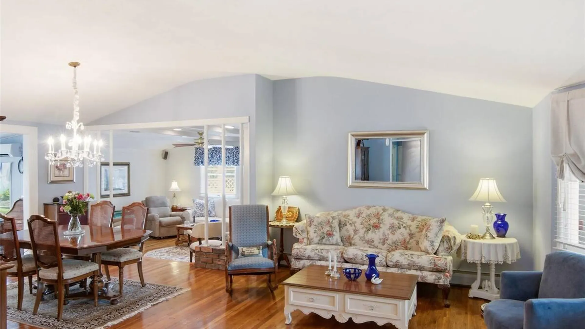 Property at 33 Fraternity Lane, Stony Brook, NY 11790 6