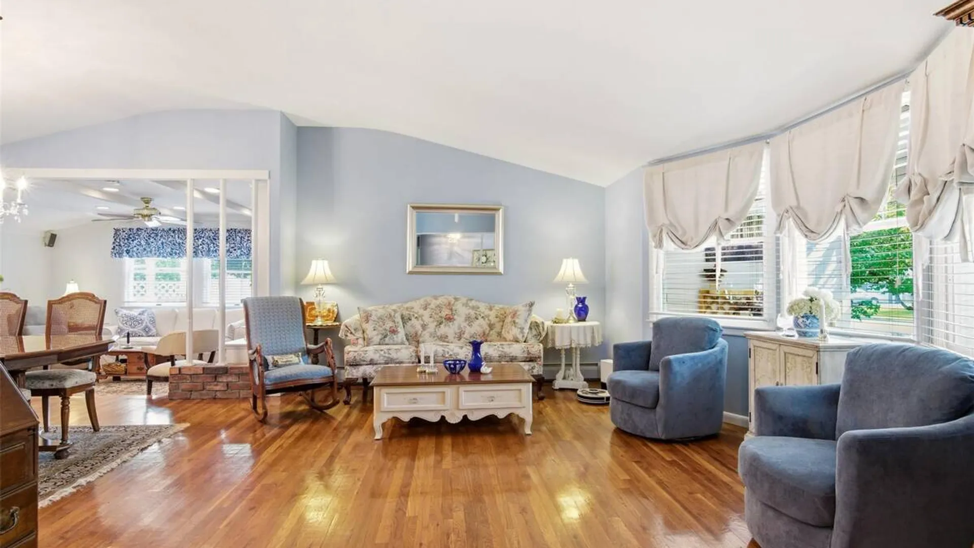 Property at 33 Fraternity Lane, Stony Brook, NY 11790 8