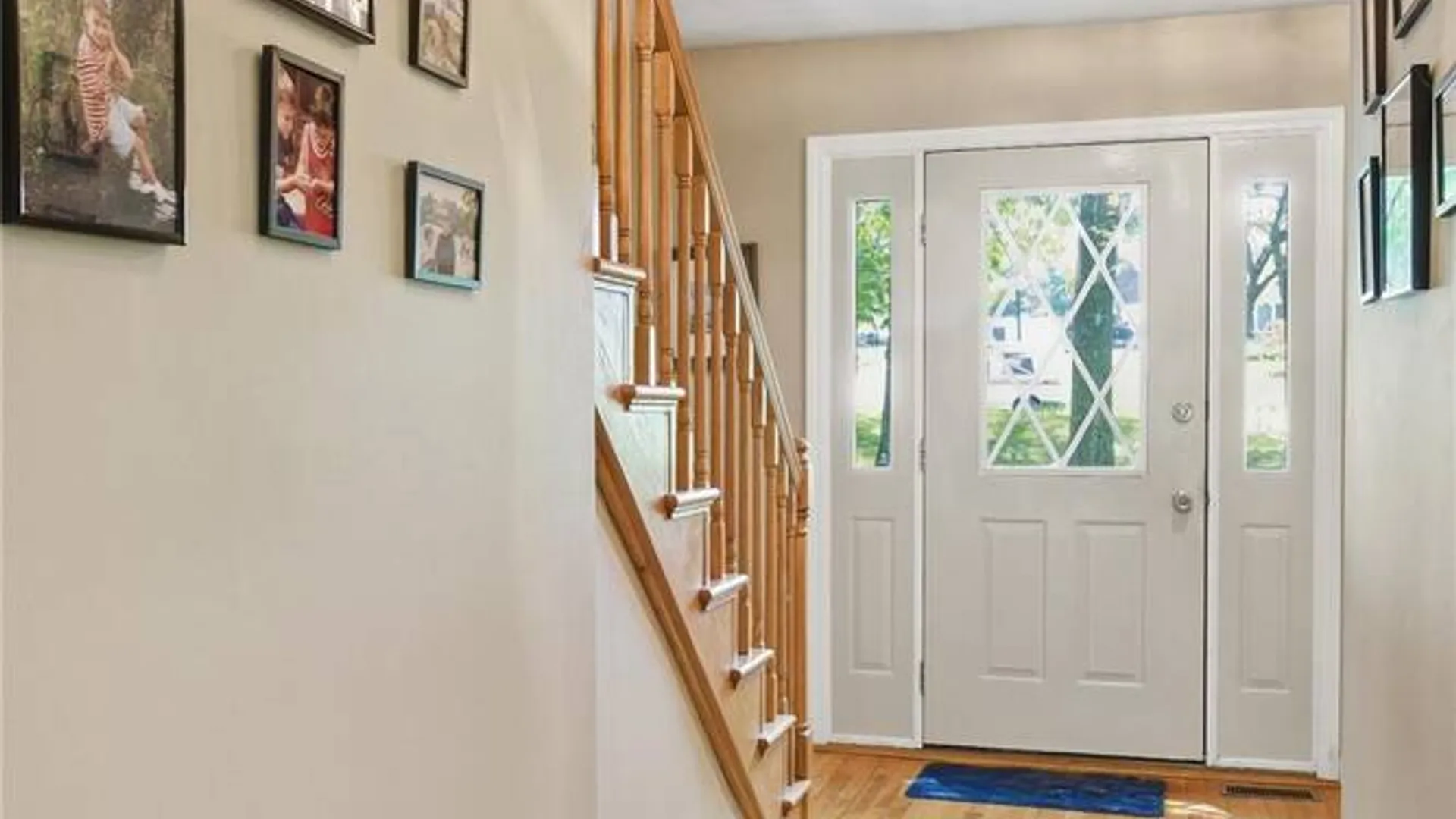 Property at 23 Abbey Lane, Setauket, NY 11733 12