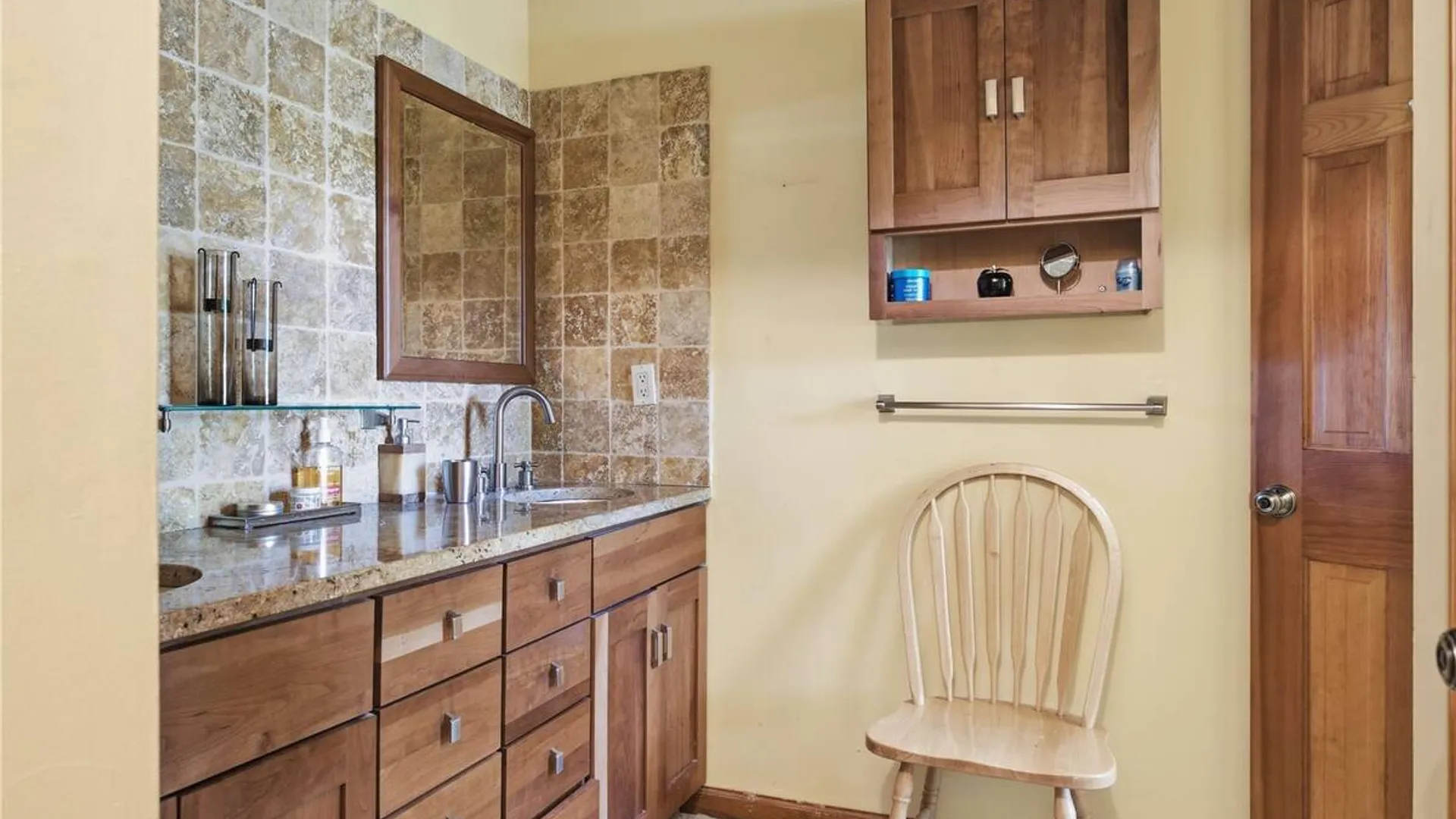 Property at 23 Abbey Lane, Setauket, NY 11733 18