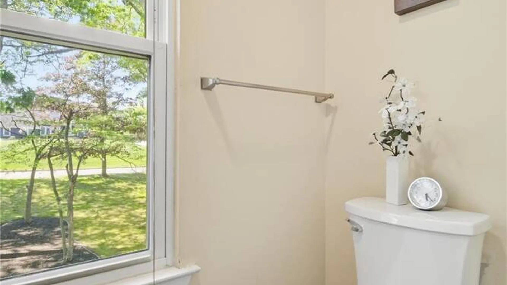 Property at 23 Abbey Lane, Setauket, NY 11733 20