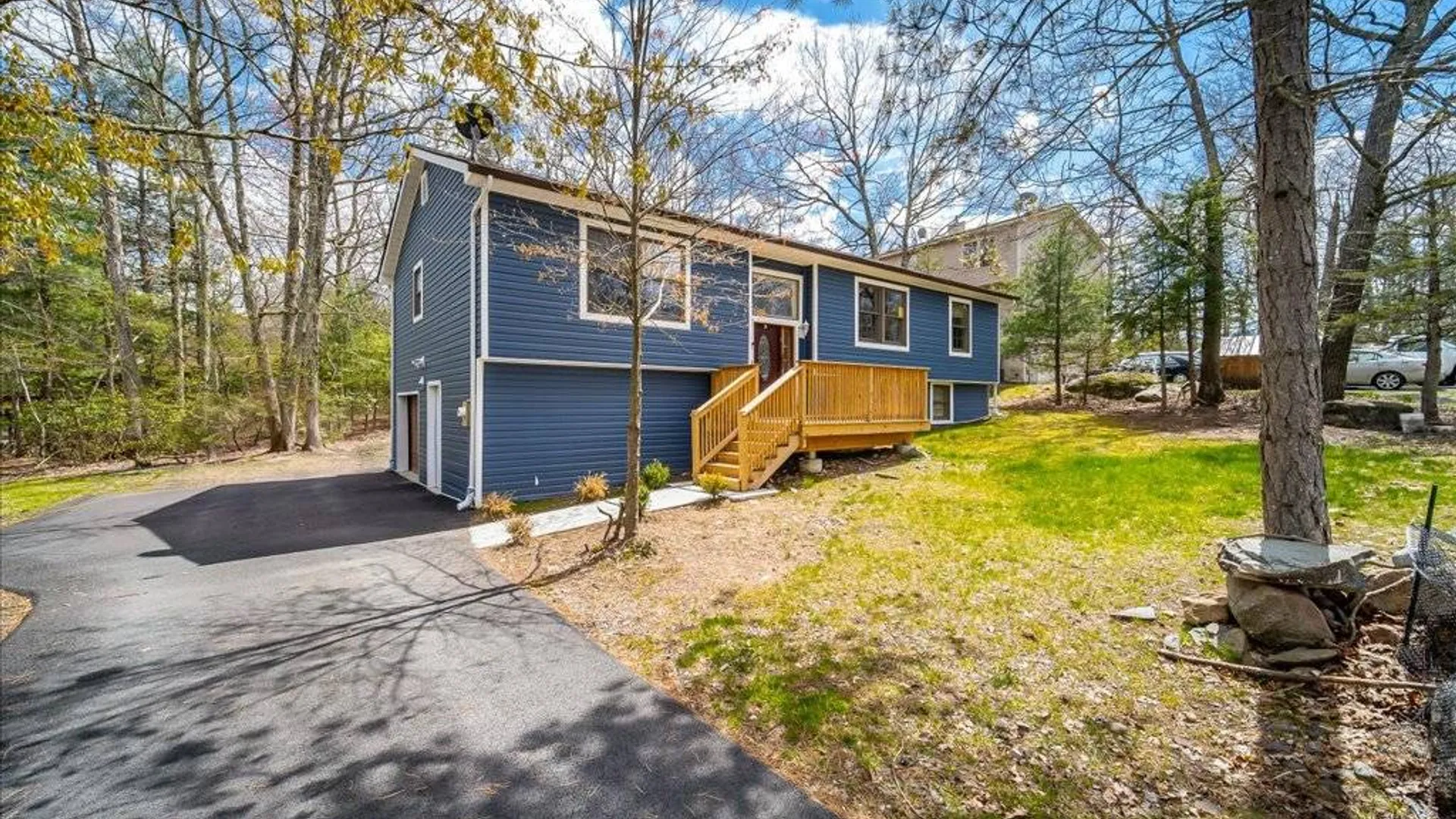 Property at 8 Lake Shore Dr W, Rock Hill, NY 12775 3