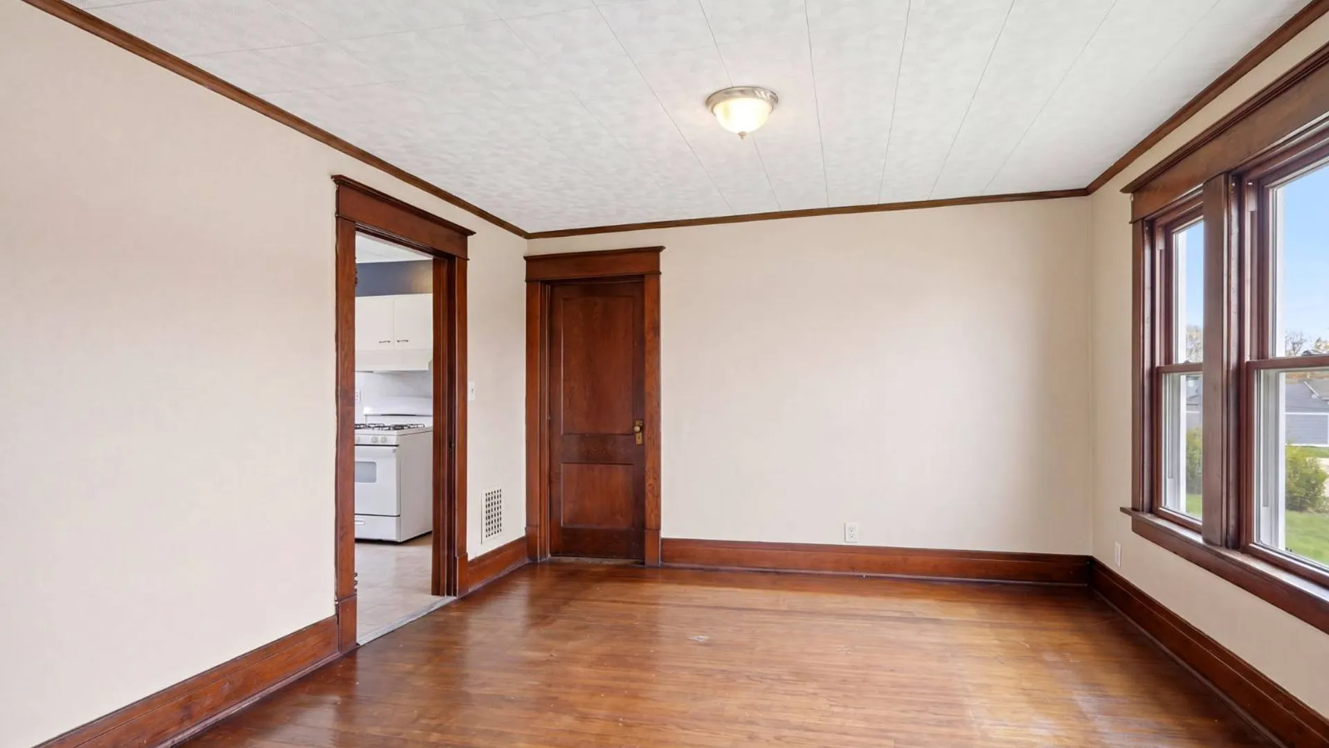 Property at 85 Carlyle Street, Buffalo, NY 14220 10