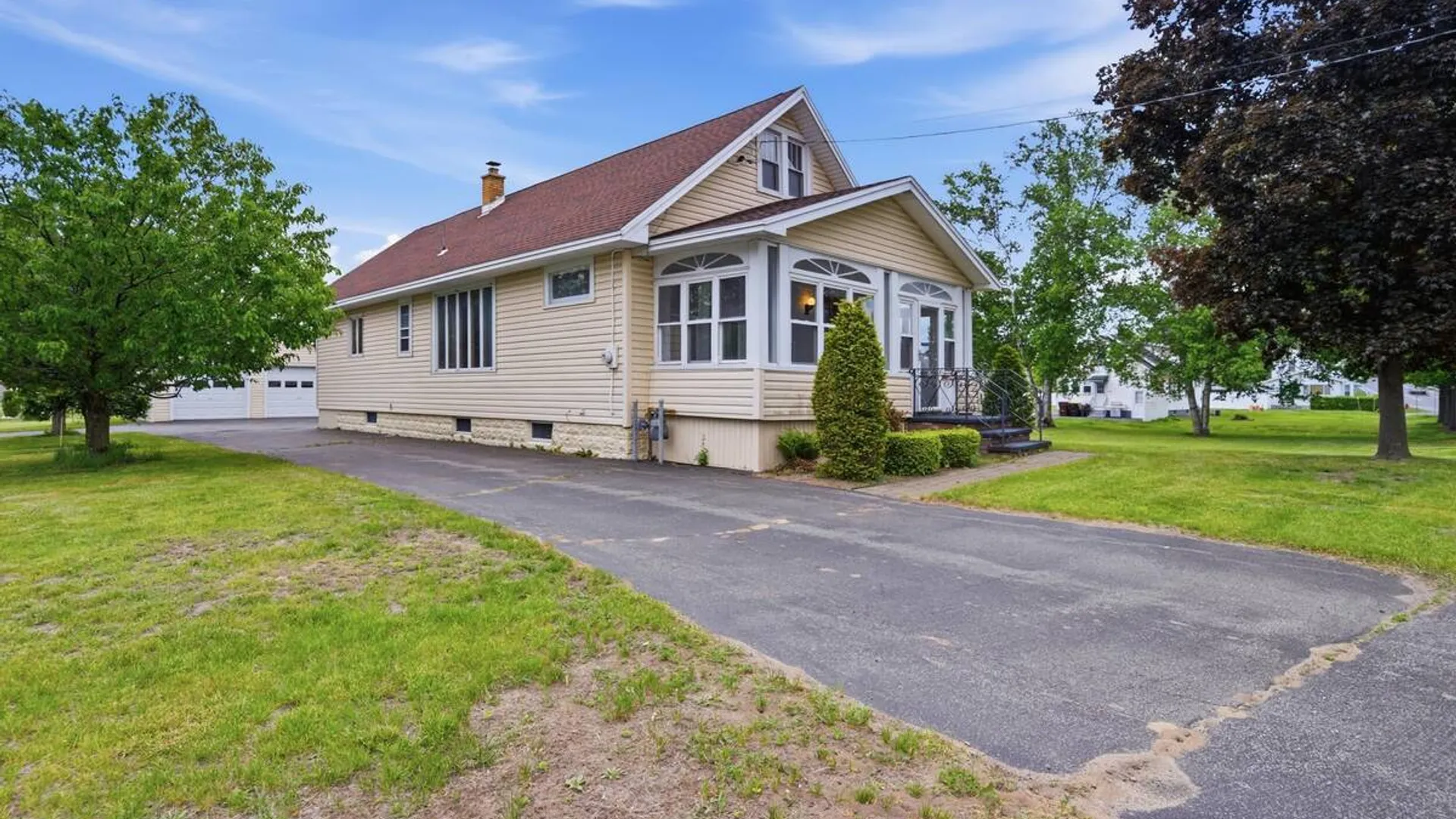 Property at 113 Mariaville Road, Rotterdam, NY 12306 3