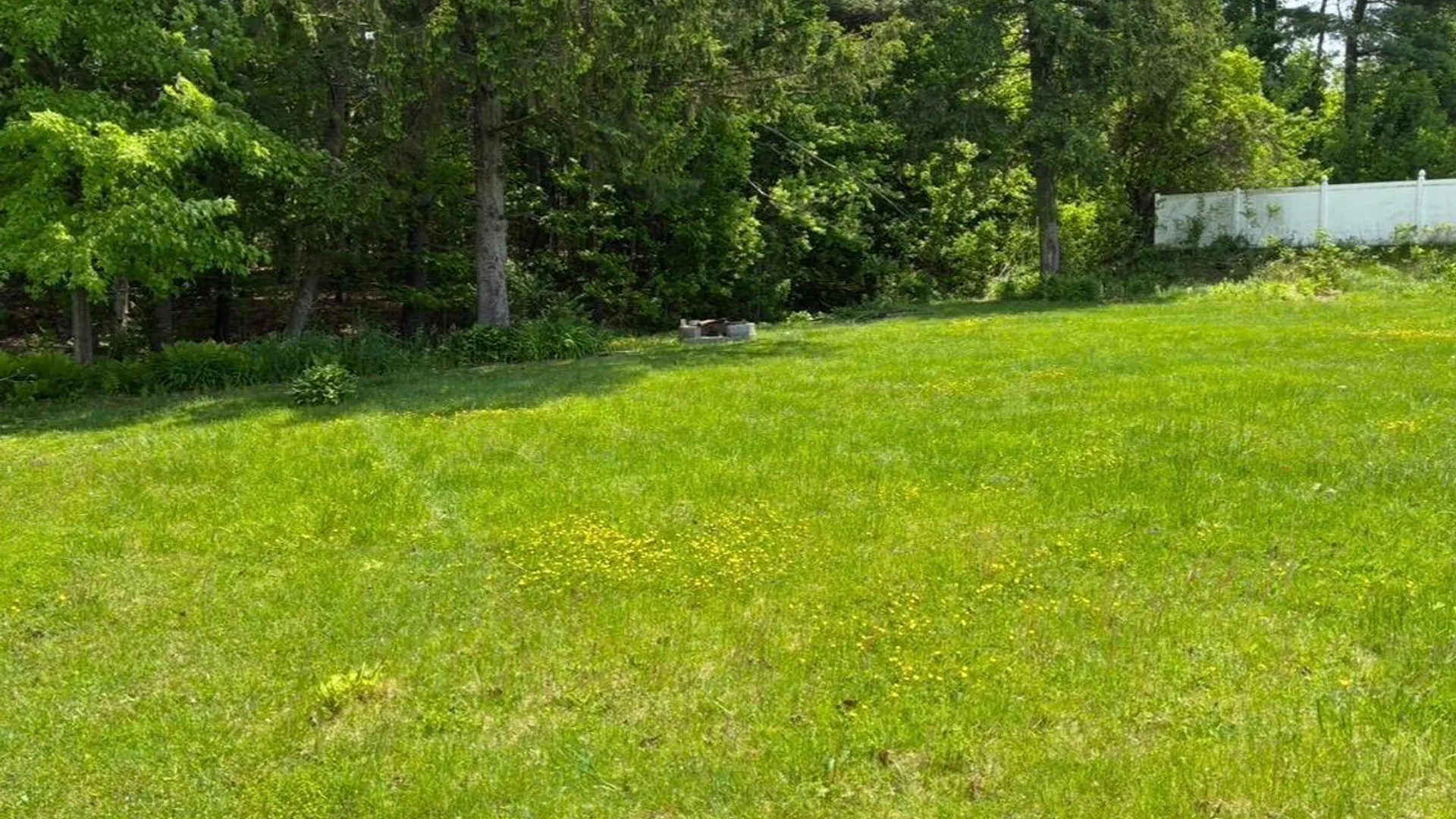 Property at 1996 Helderberg Avenue, Rotterdam, NY 12306 25