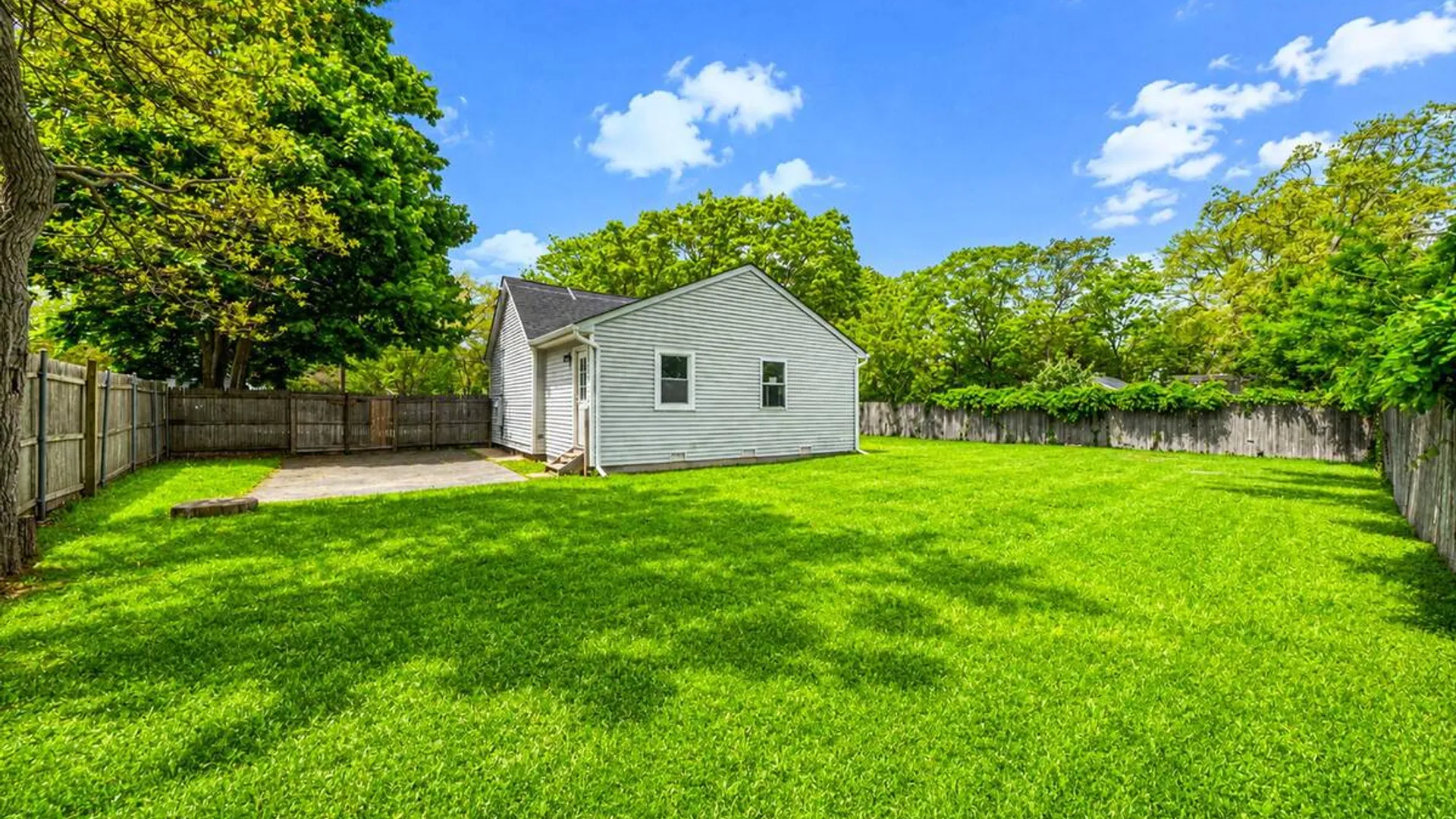 Property at 113 Huguenot Drive, Mastic Beach, NY 11951 5